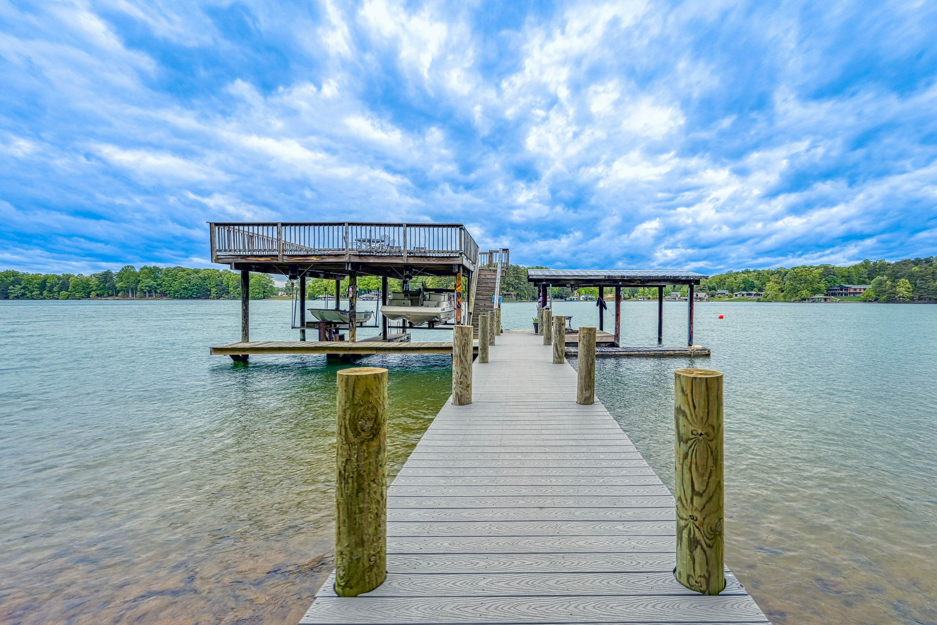 The Anchor | 3 BD Huddleston, VA Vacation Rental | Vacasa