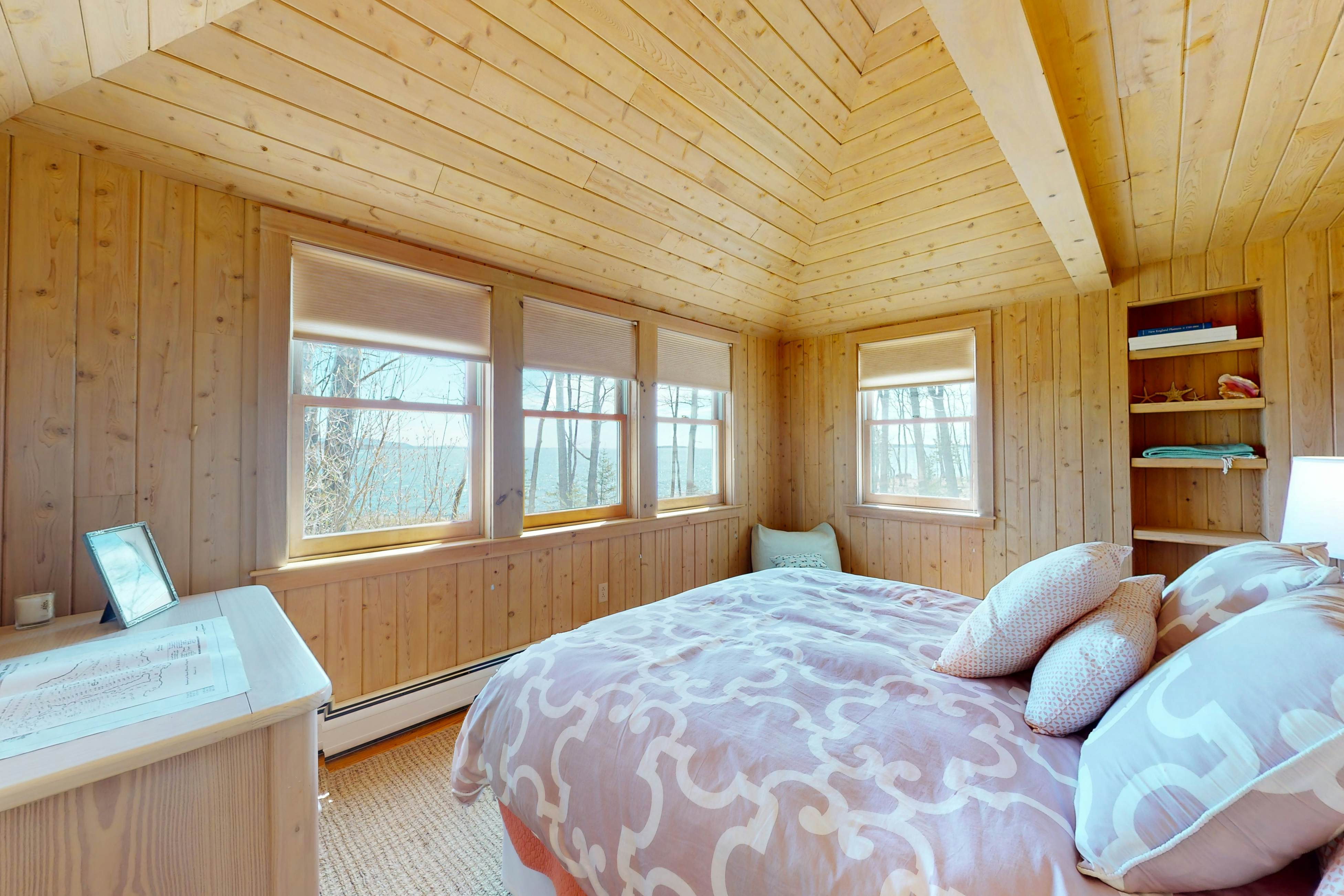 Lil See-Coastal Haven