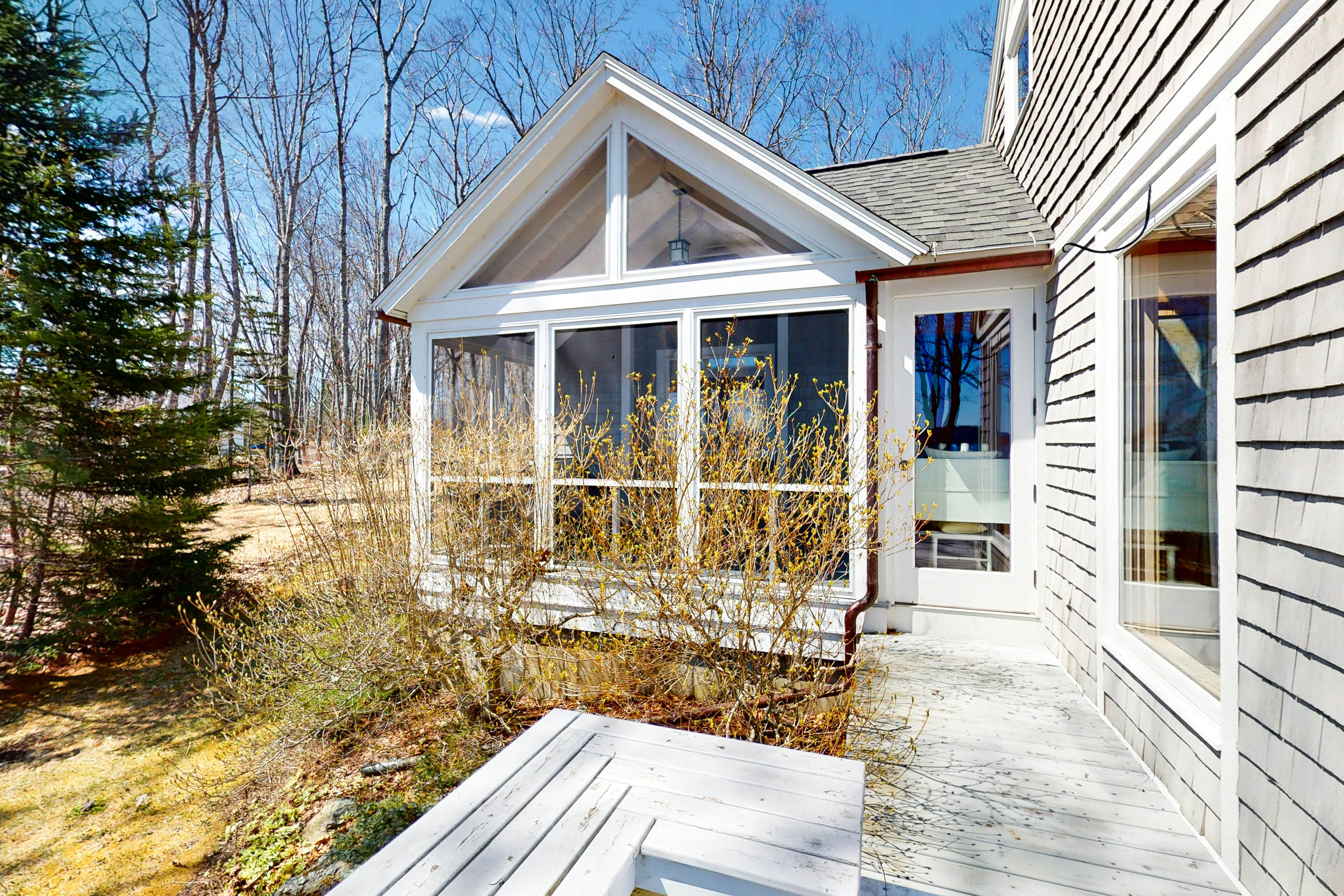 Lil See-Coastal Haven