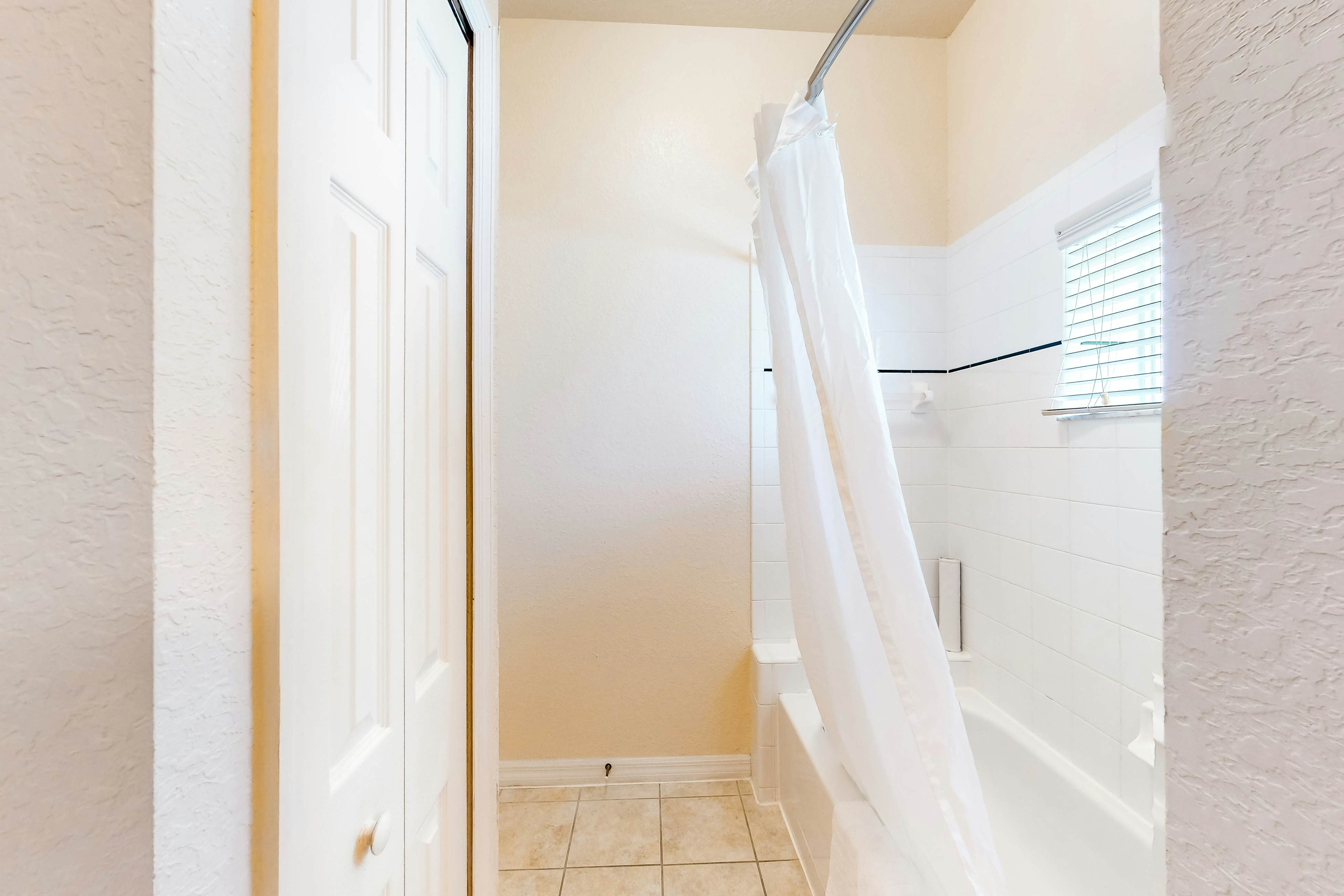 Bahama Bay Resort 28704