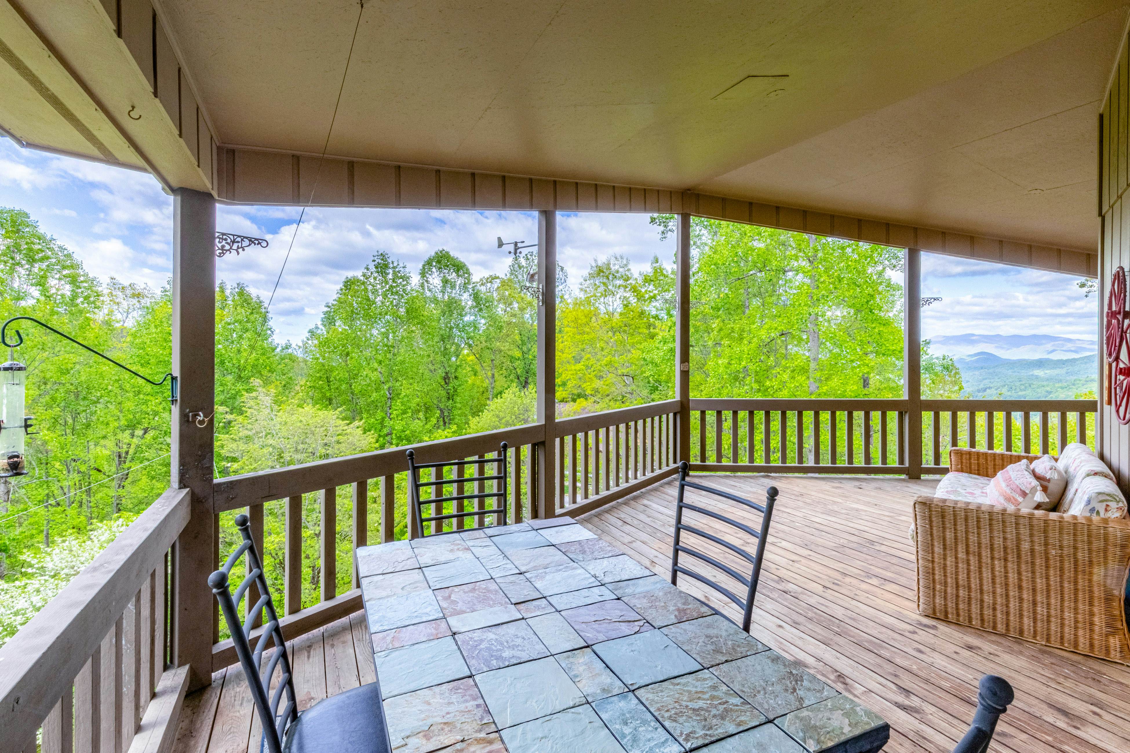 Come Up for the Air 4 BD Franklin, NC Vacation Rental Vacasa