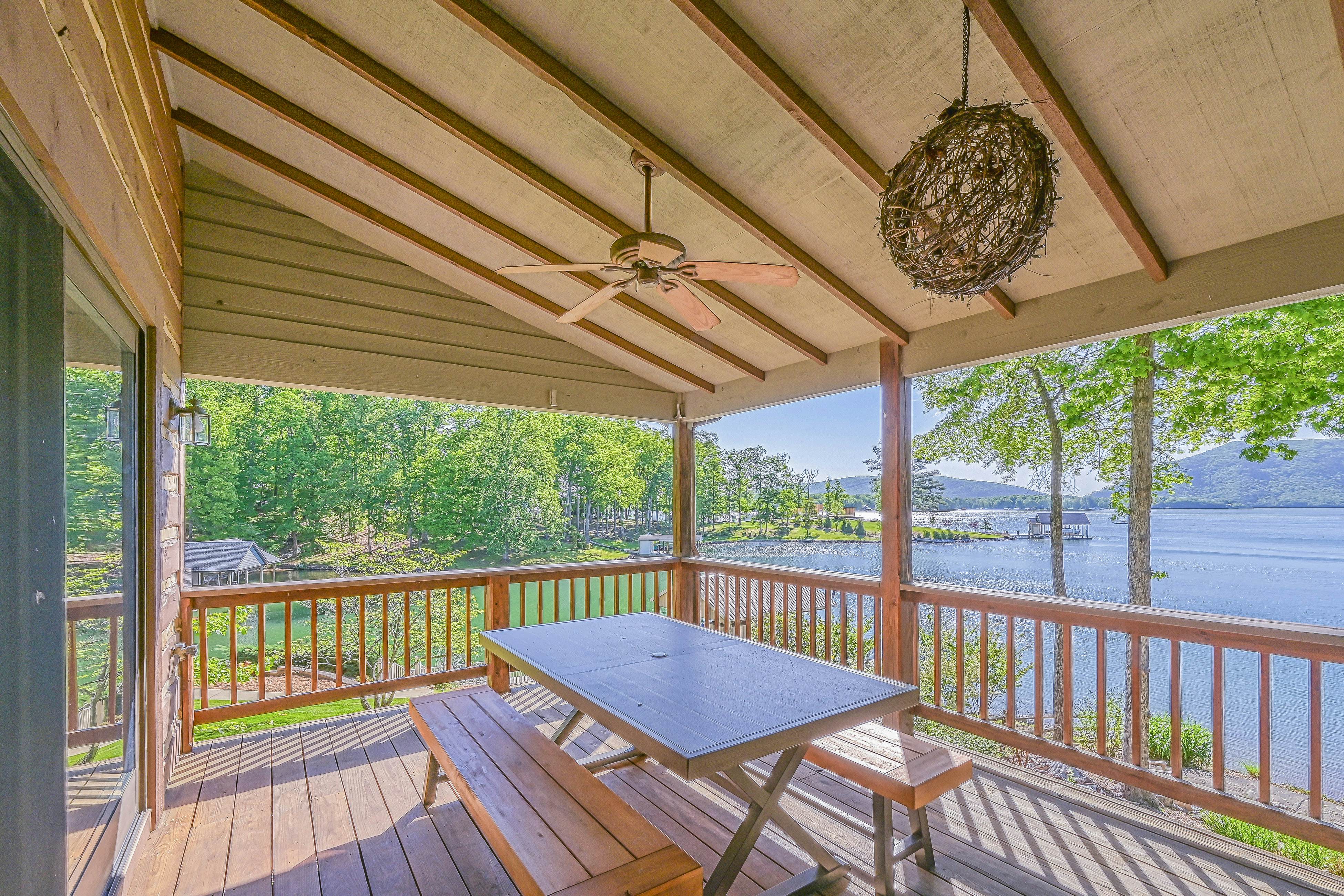 The Lodge on Smith Mountain Lake