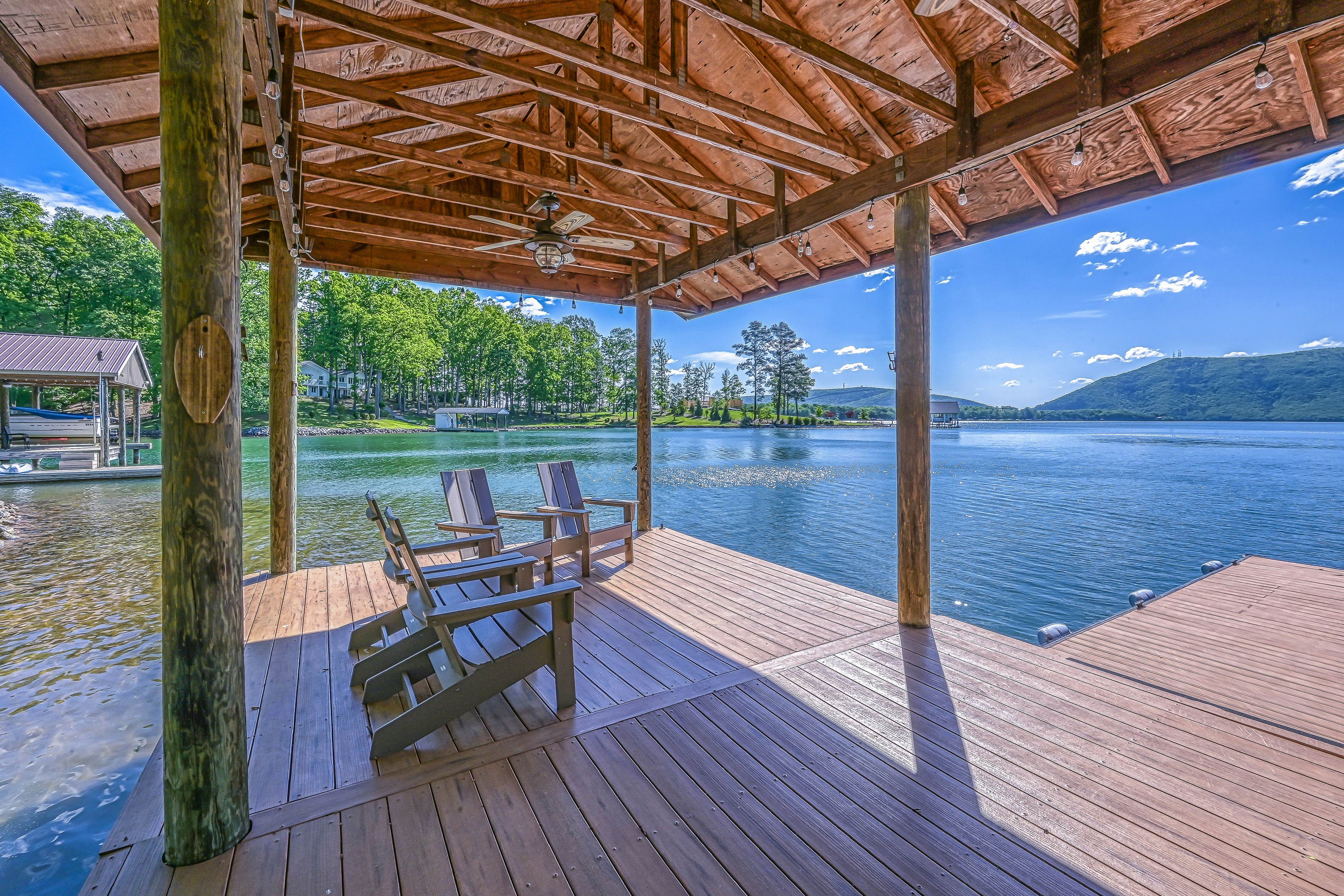 The Lodge on Smith Mountain Lake