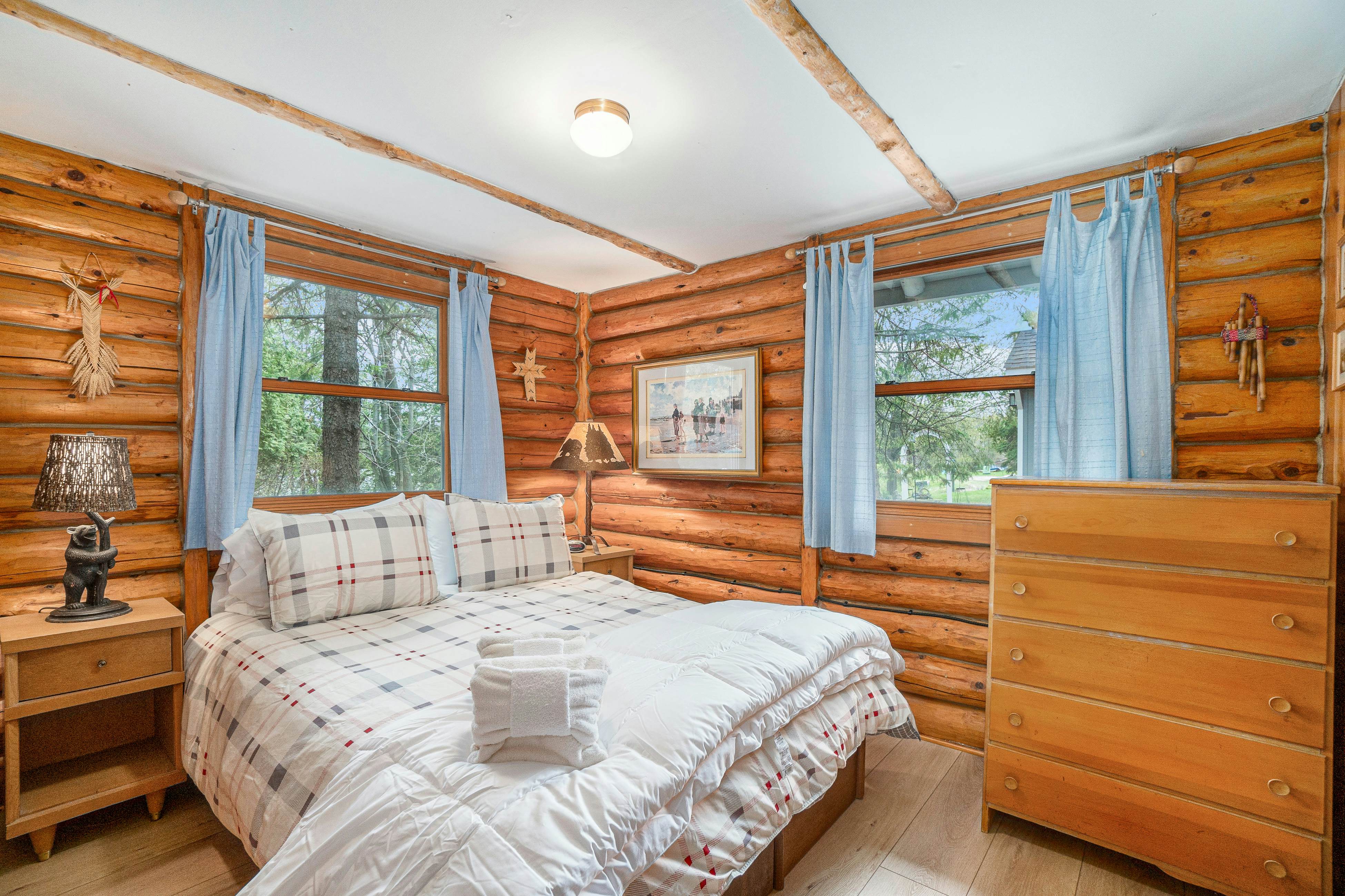 Cedar Crest 2 BD Empire, MI Vacation Rental Vacasa