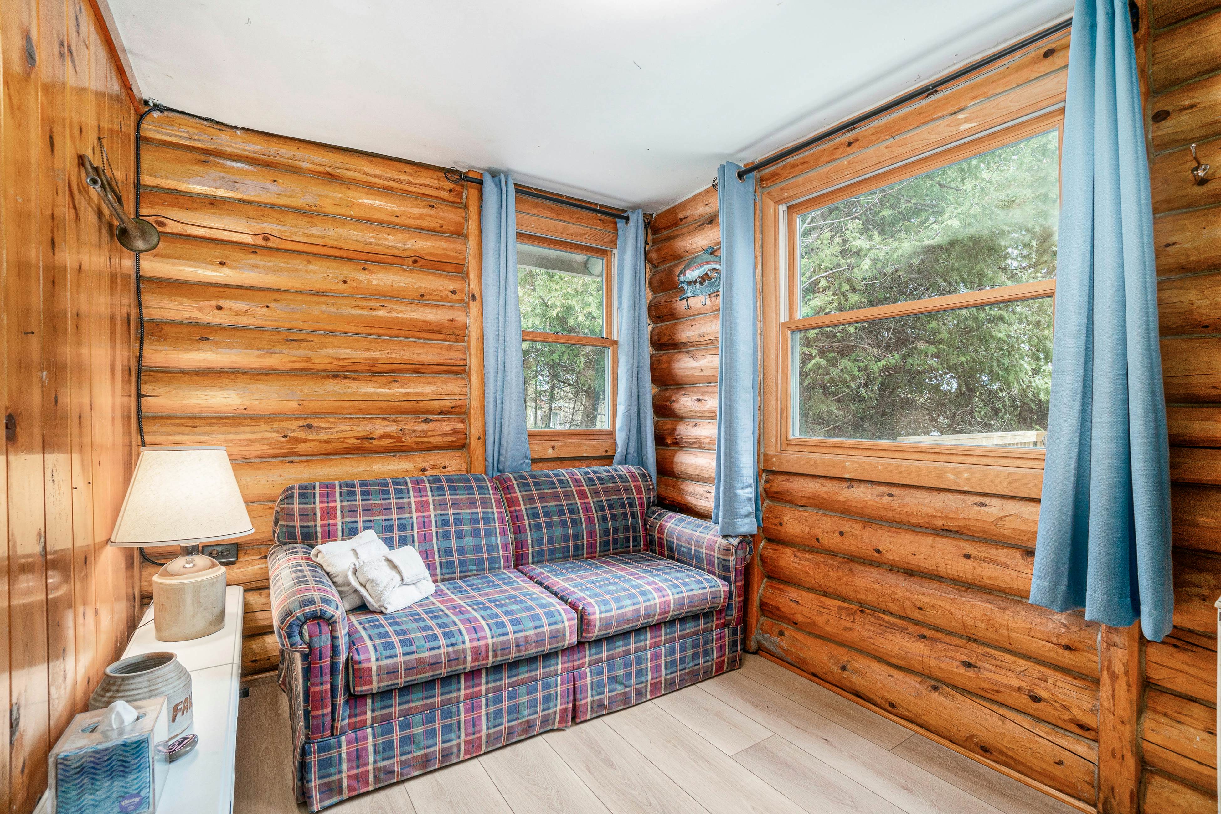 Cedar Crest 2 BD Empire, MI Vacation Rental Vacasa