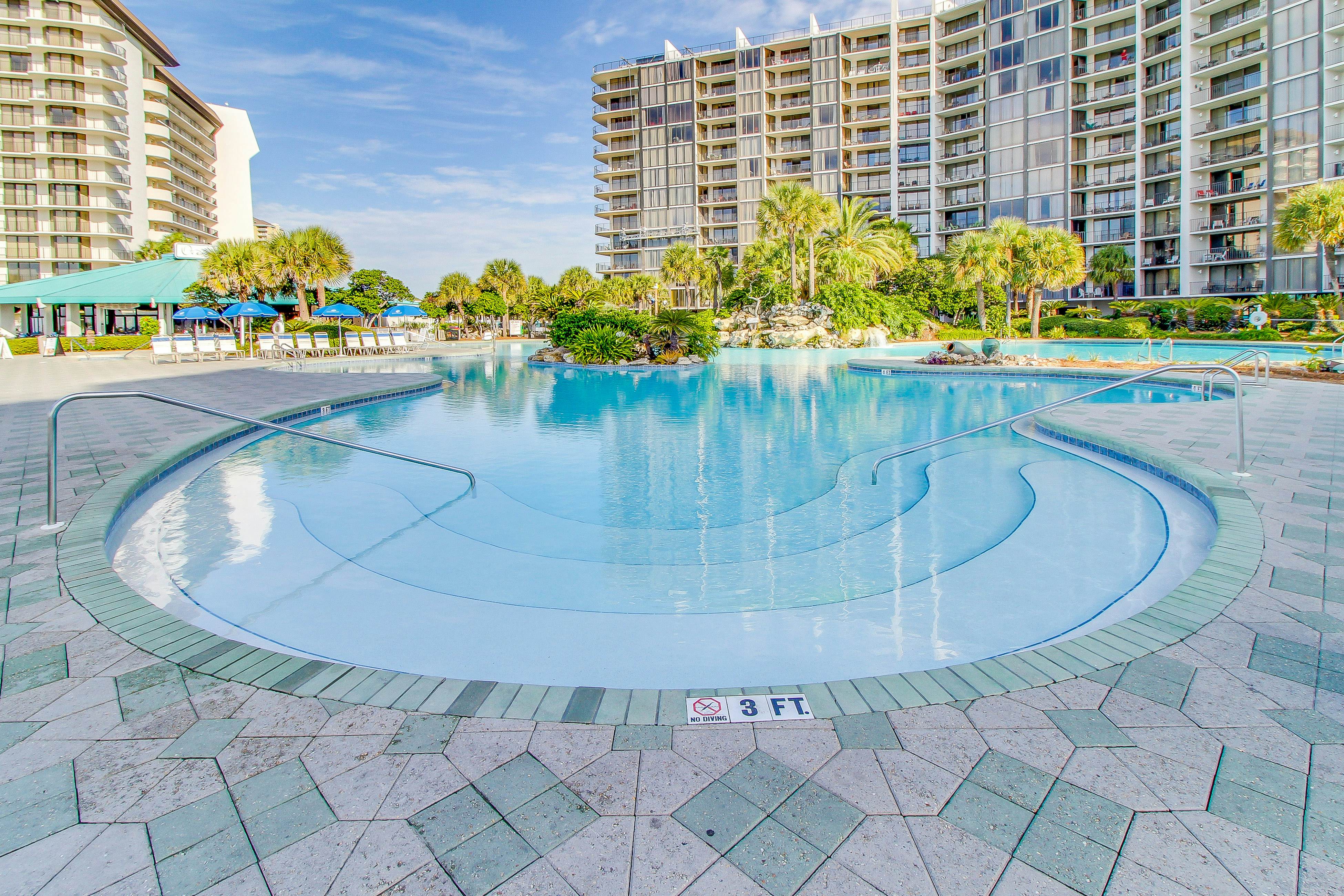 Edgewater Beach Resort Tower 3 - 1007