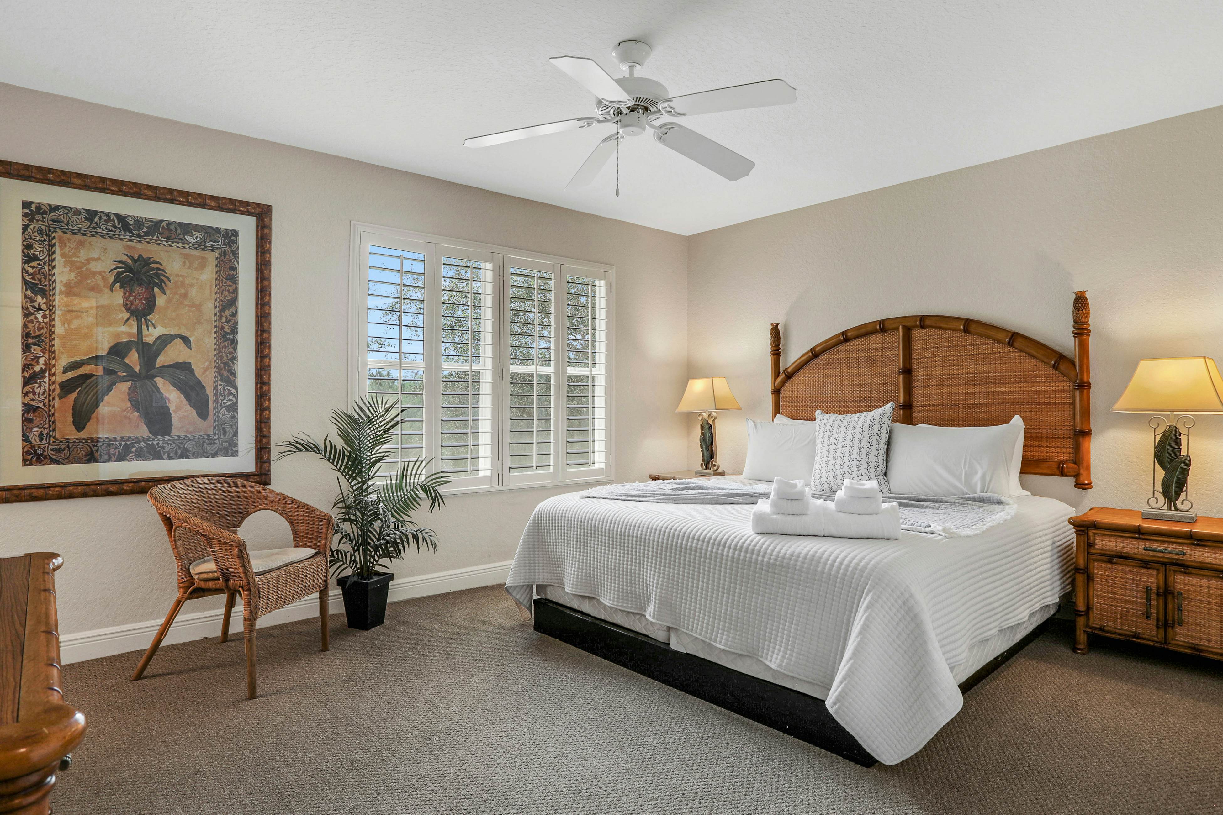 Mermaid Cove - Regal Palms Resort