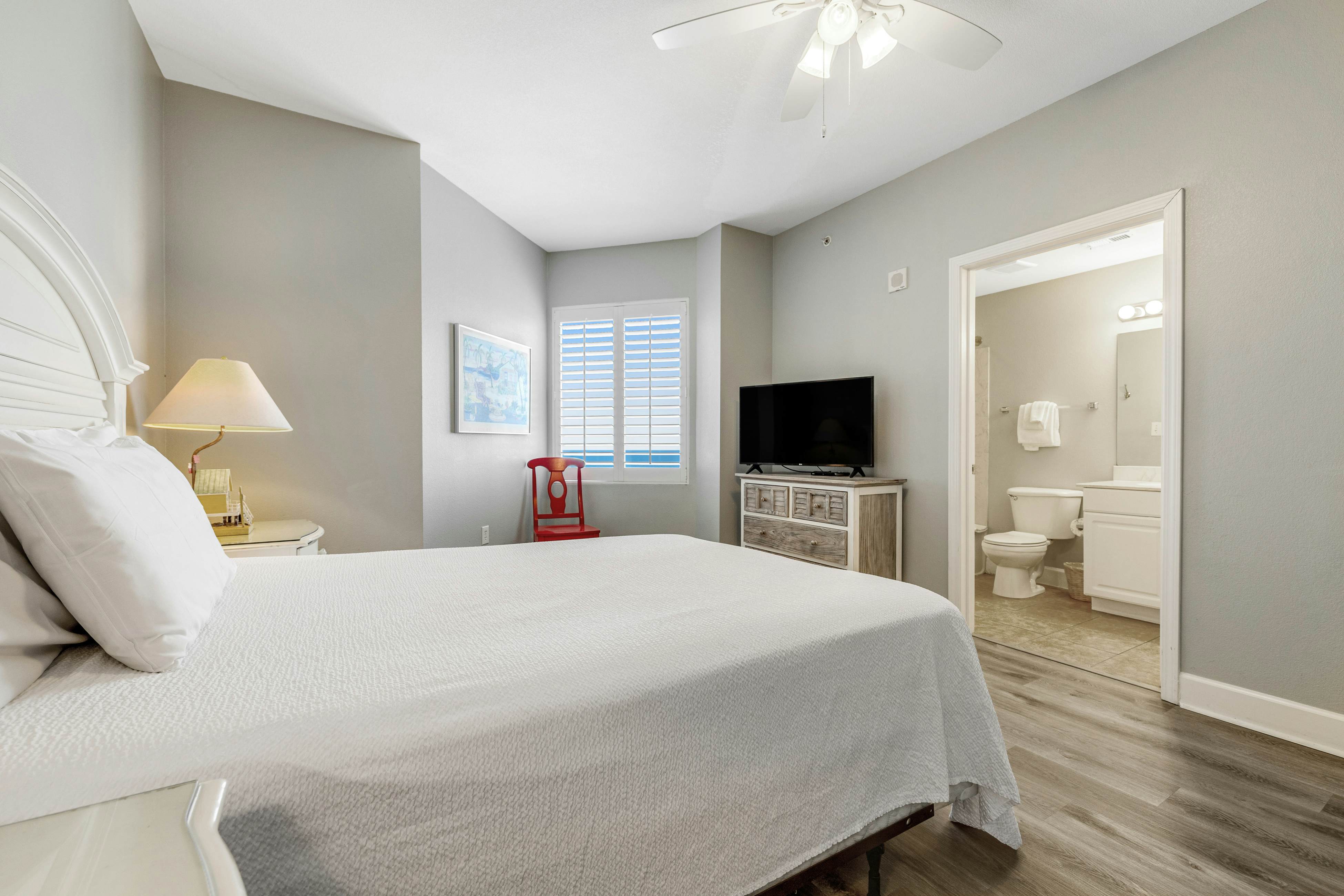 Tidewater Beach Resort 1717