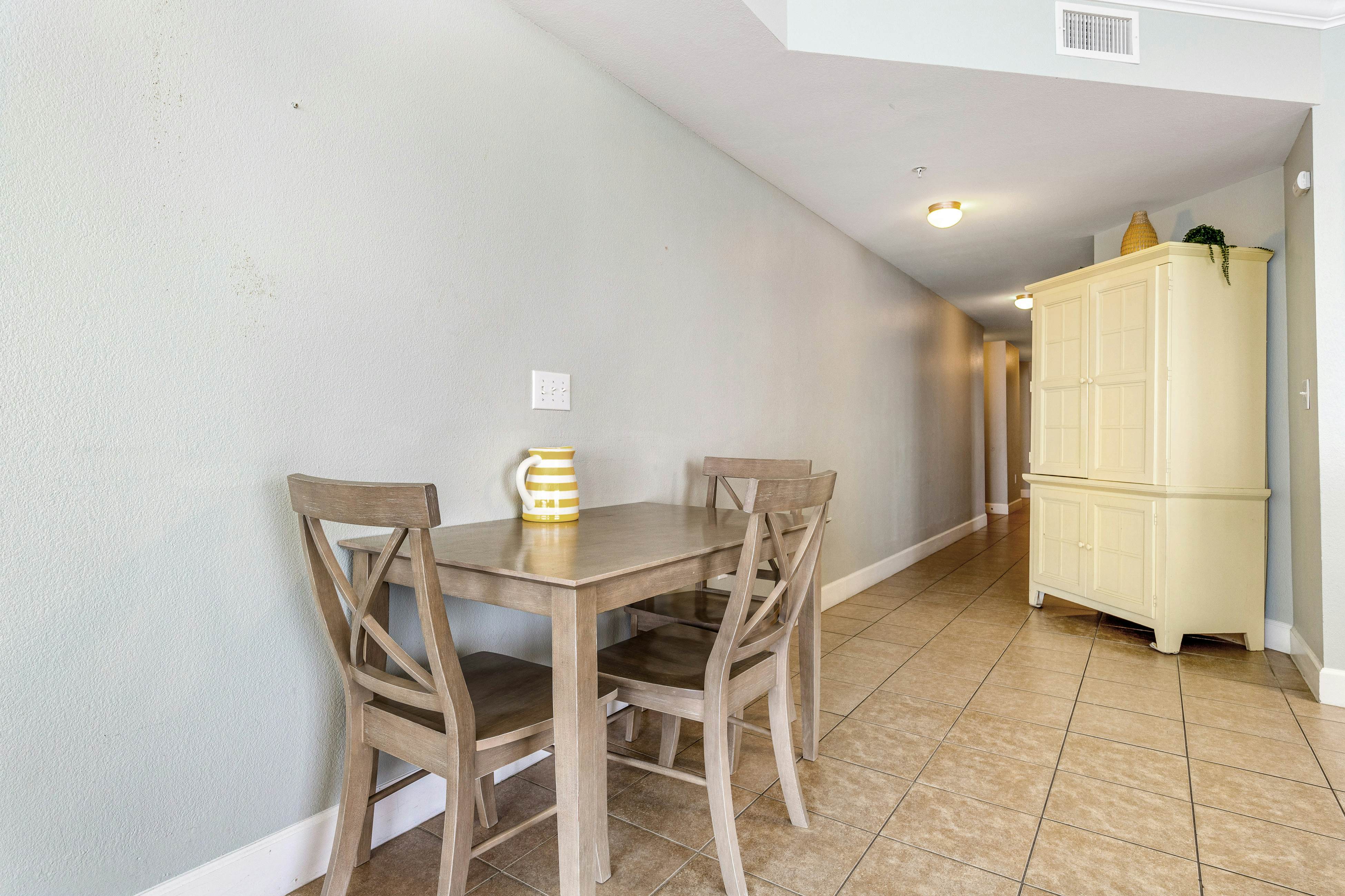 Tidewater Beach Resort 1717