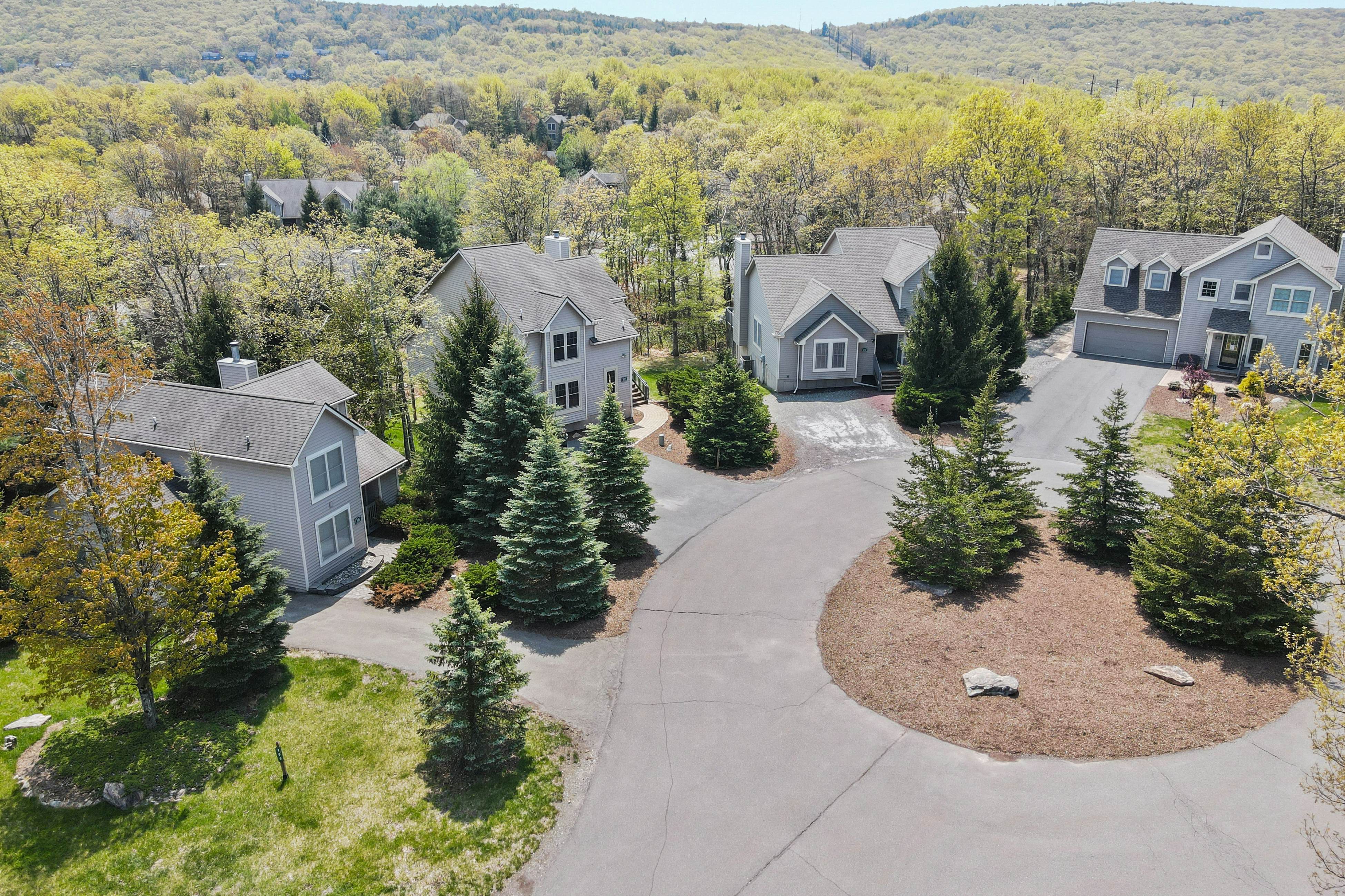 The Overlook Nook in Northridge
