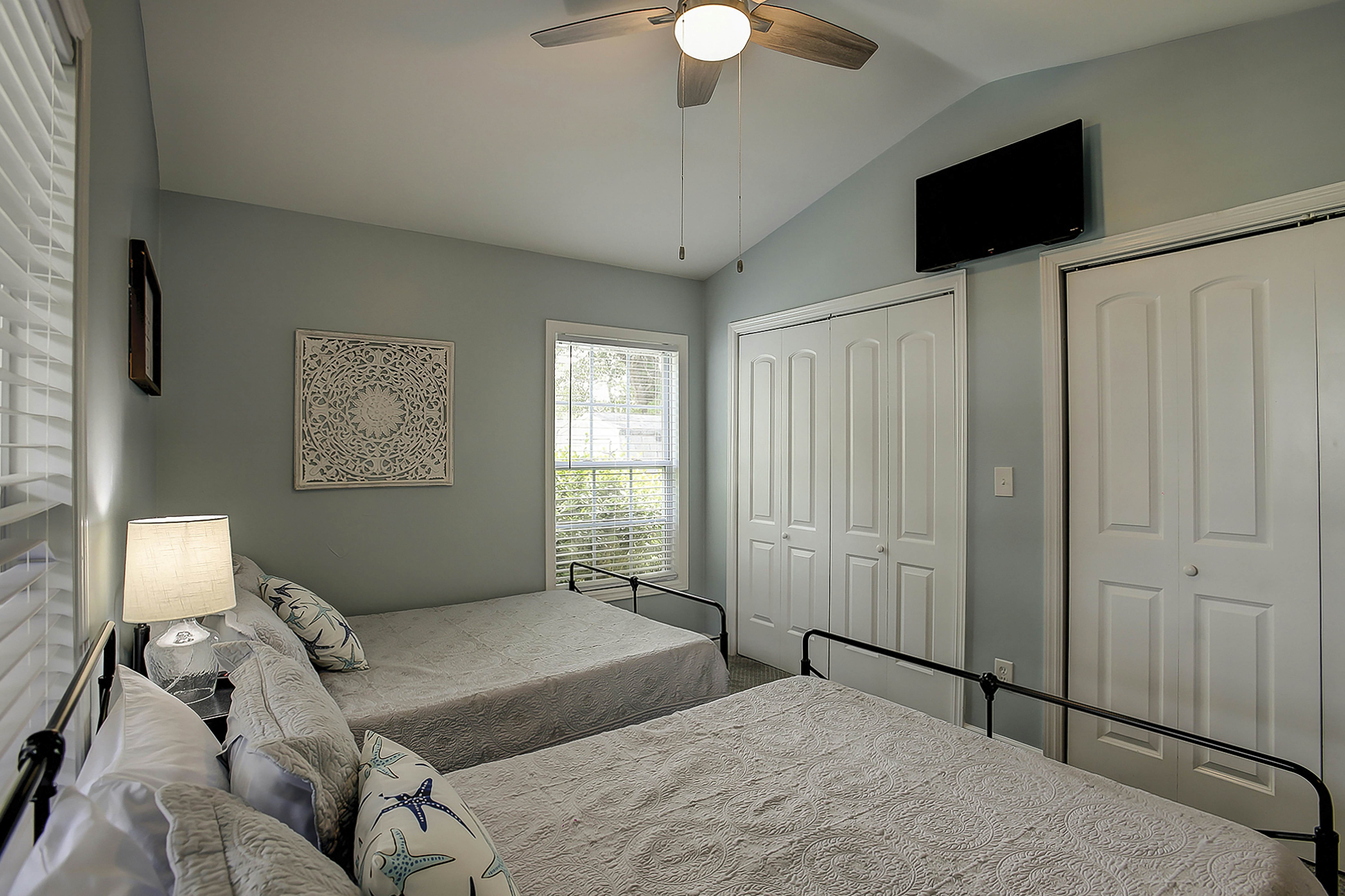 Z - Pura Vida - A -Murrells Inlet