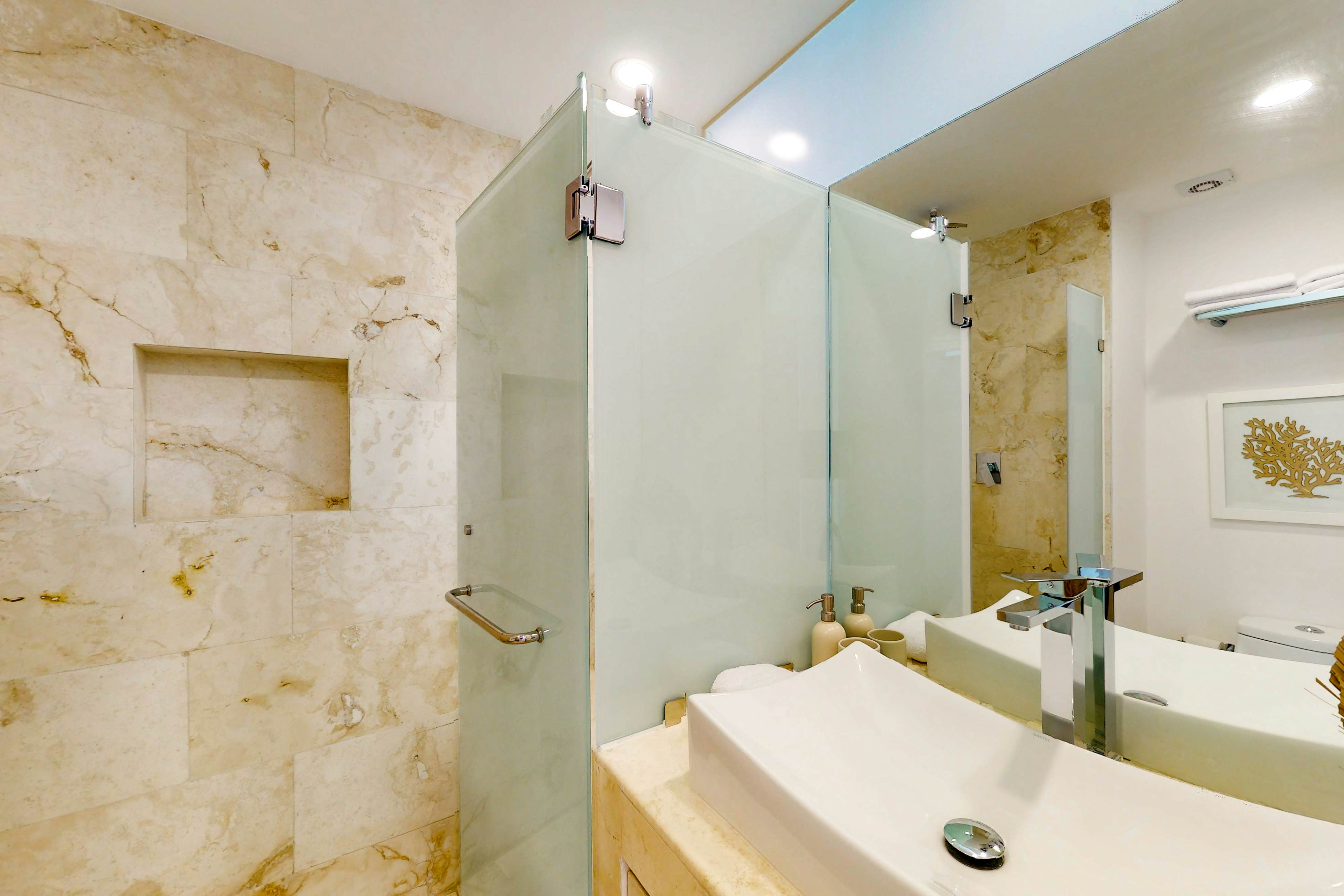 Anah Hunab 415 at Av Coba