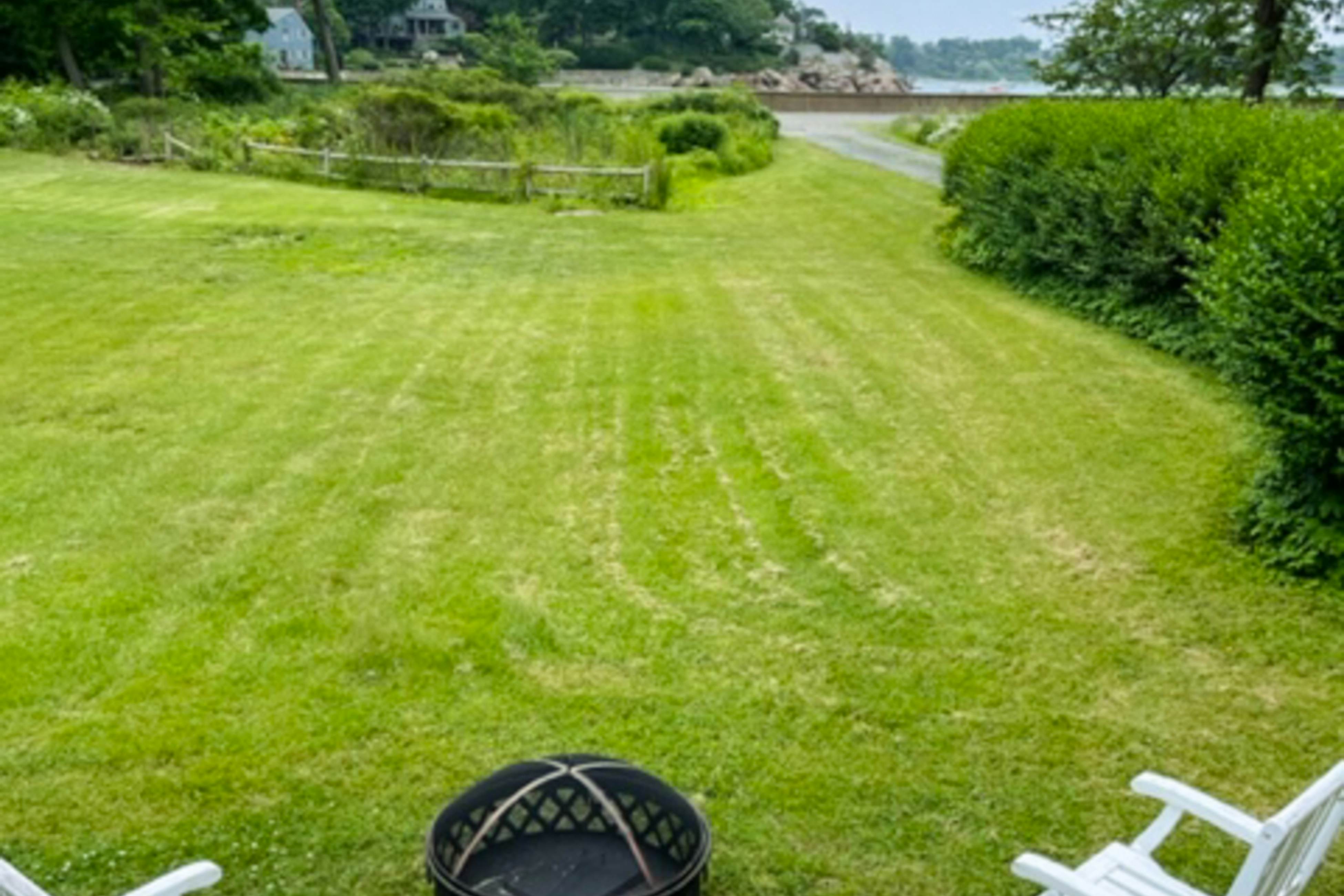 Garden Cottage By The Sea