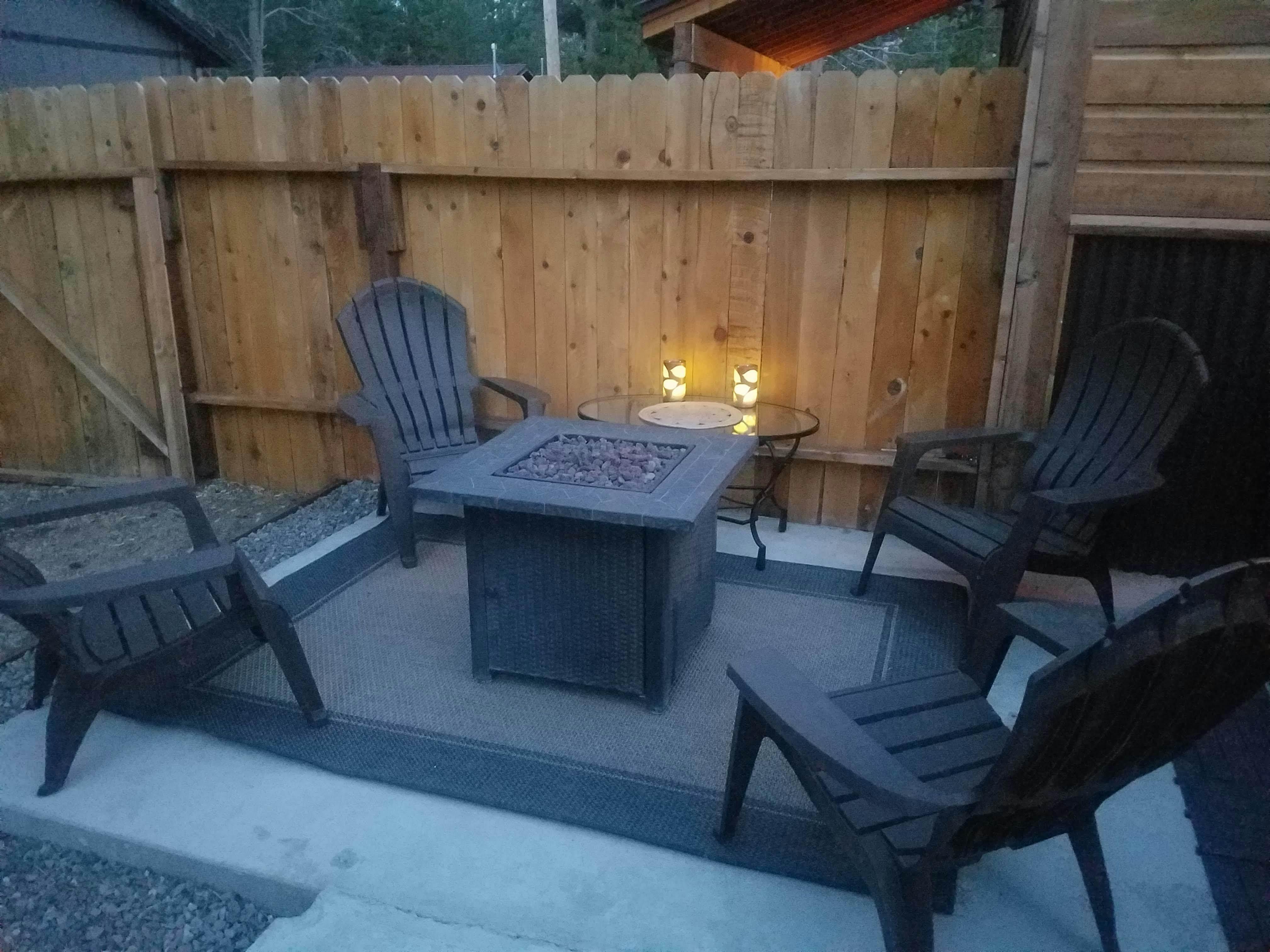 Pine Lantern Retreat