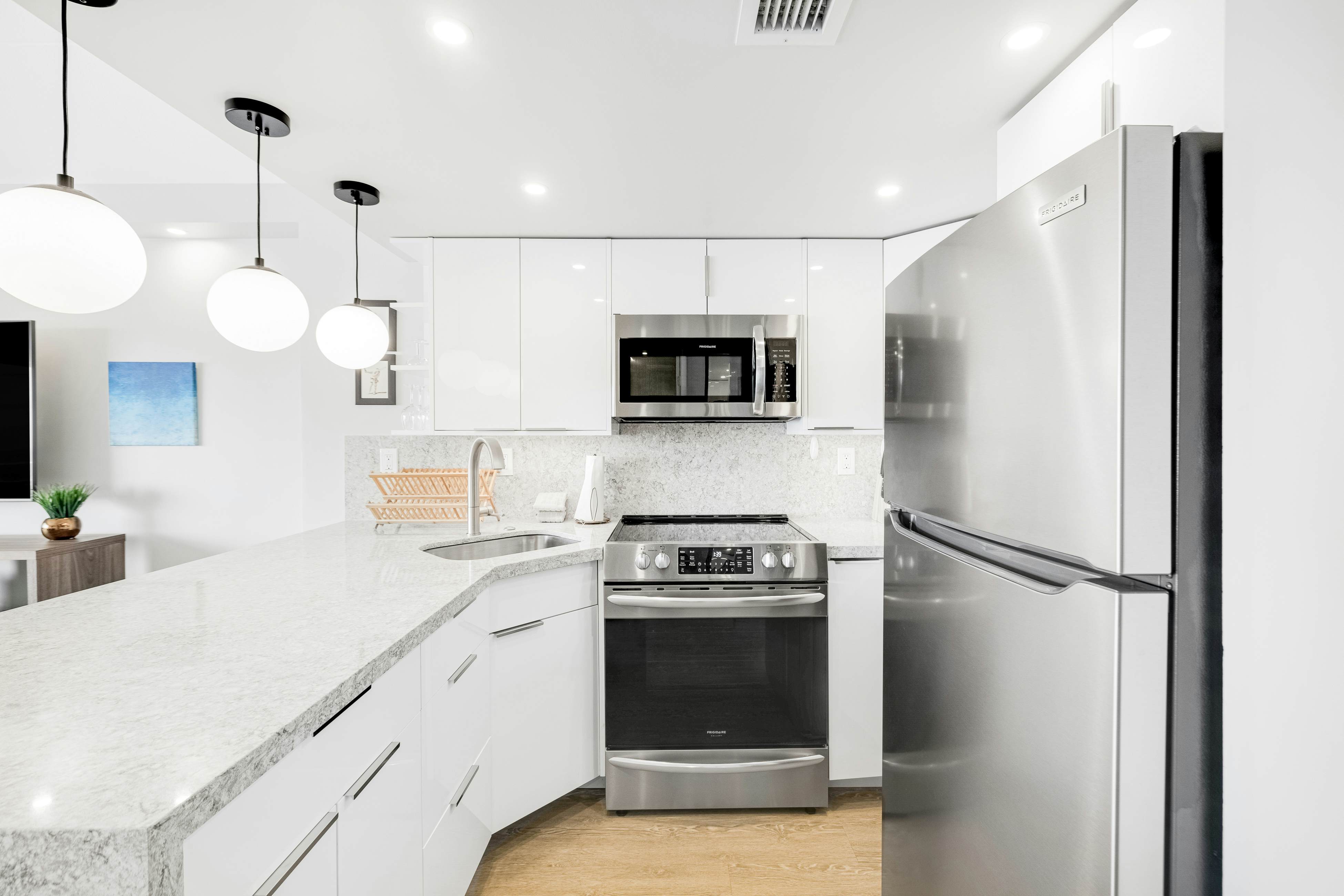 Marina Views Studio - Ilikai, 941