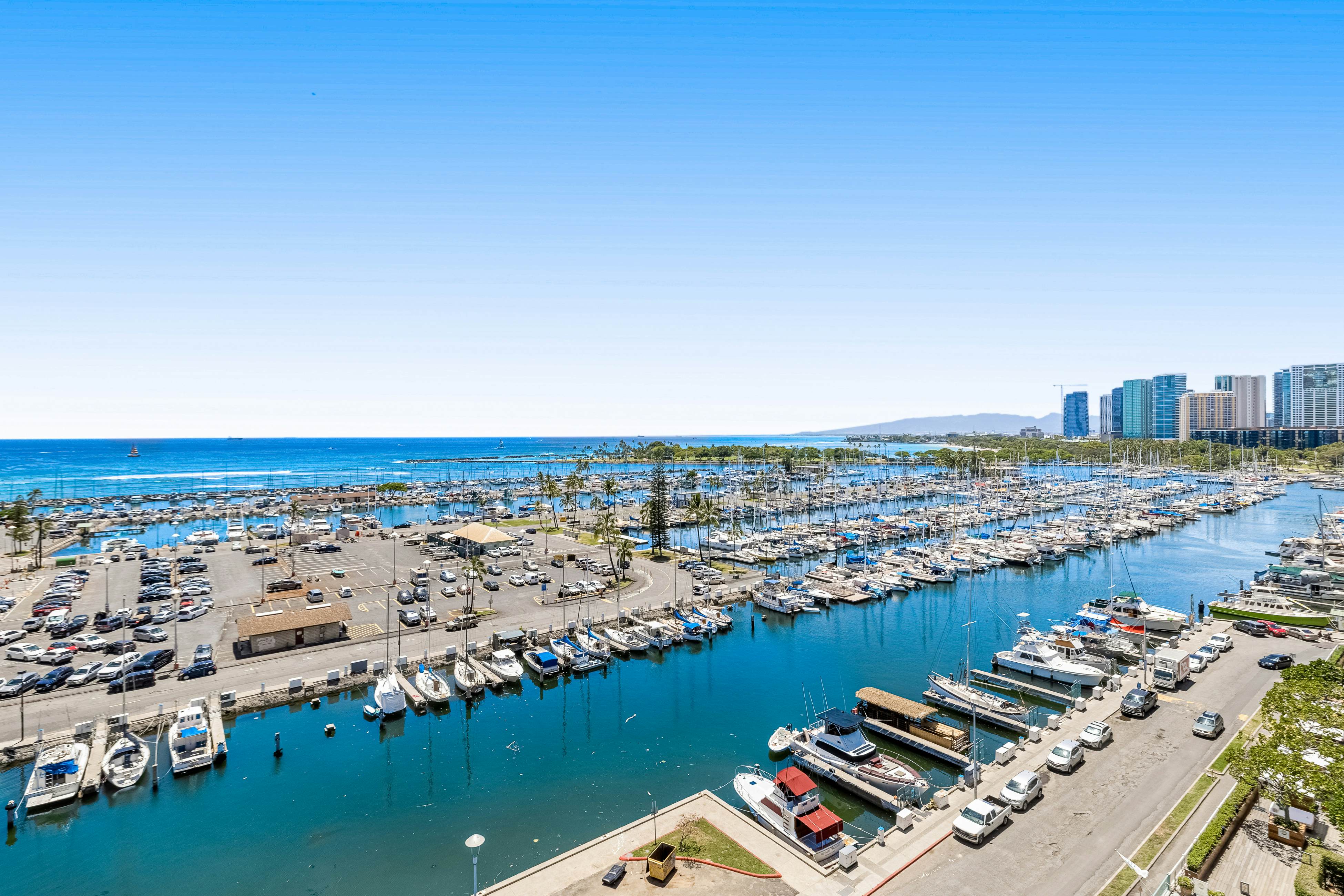 Marina Views Studio - Ilikai, 941