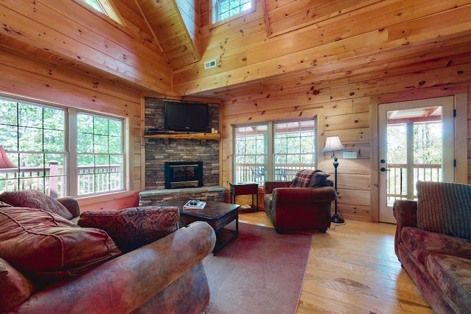 Deer Run 3 BD Banner Elk, NC Vacation Rental Vacasa