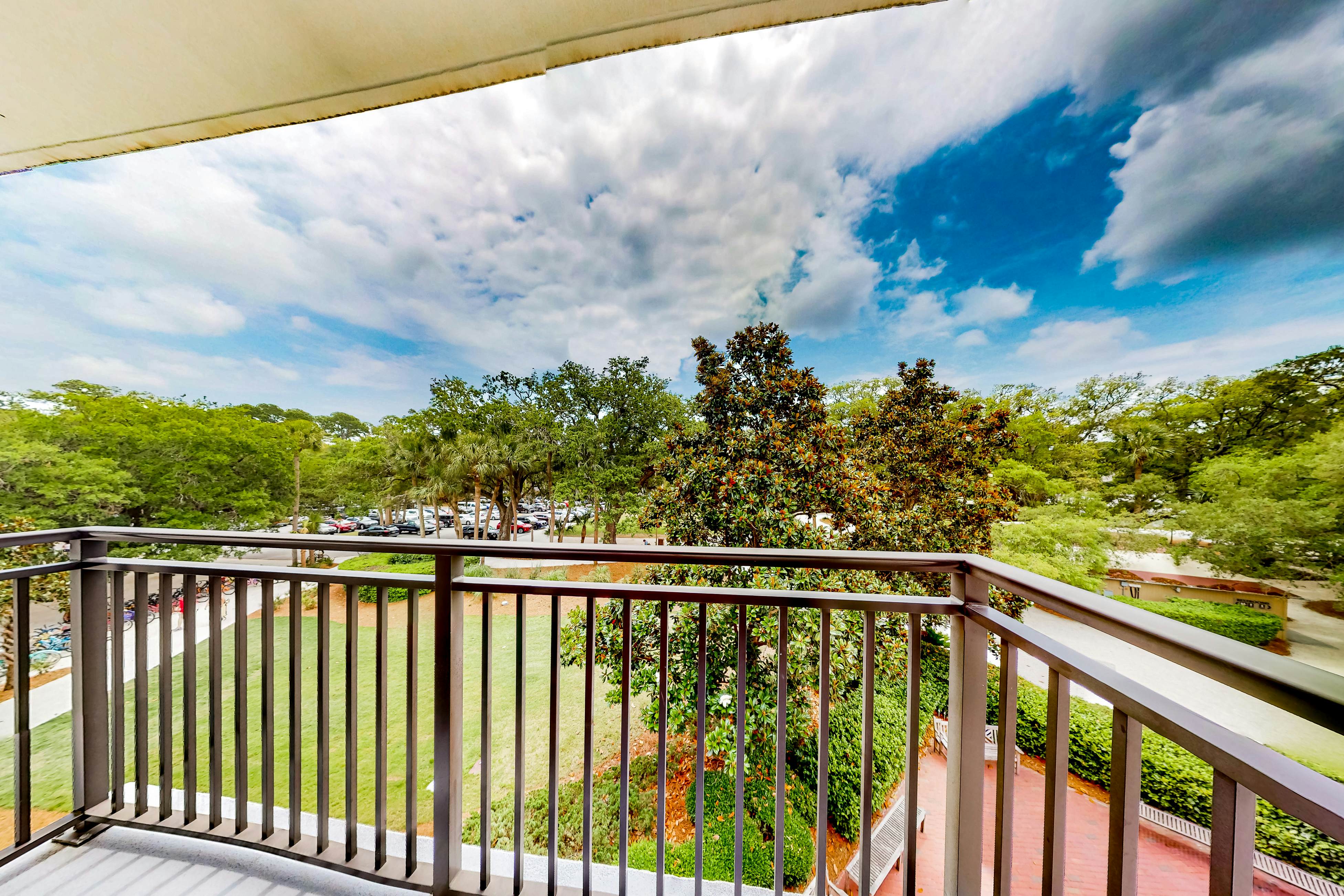 Mariners Way 672 2 BD Hilton Head, SC Vacation Rental Vacasa