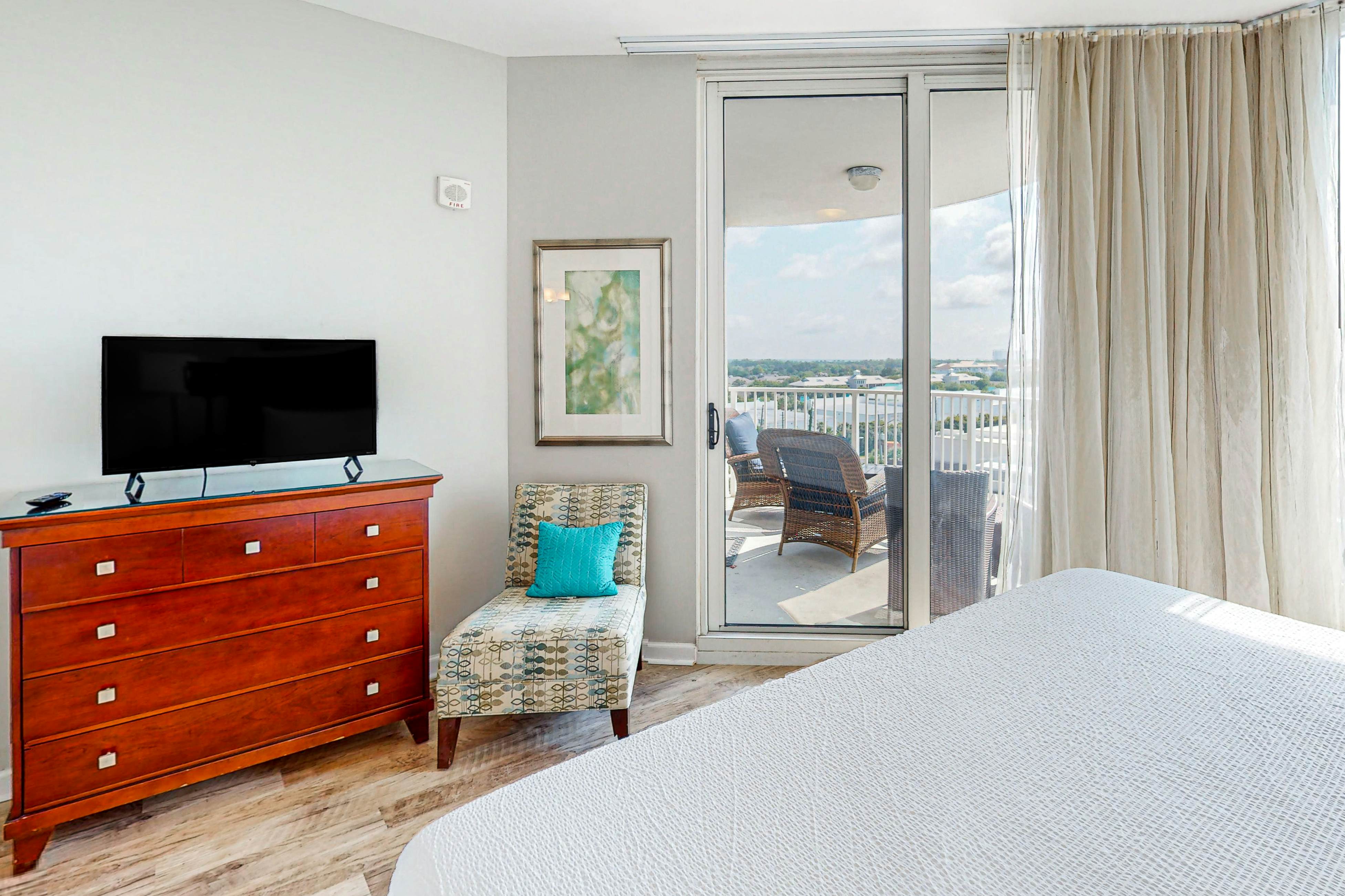 Palms of Destin 1708