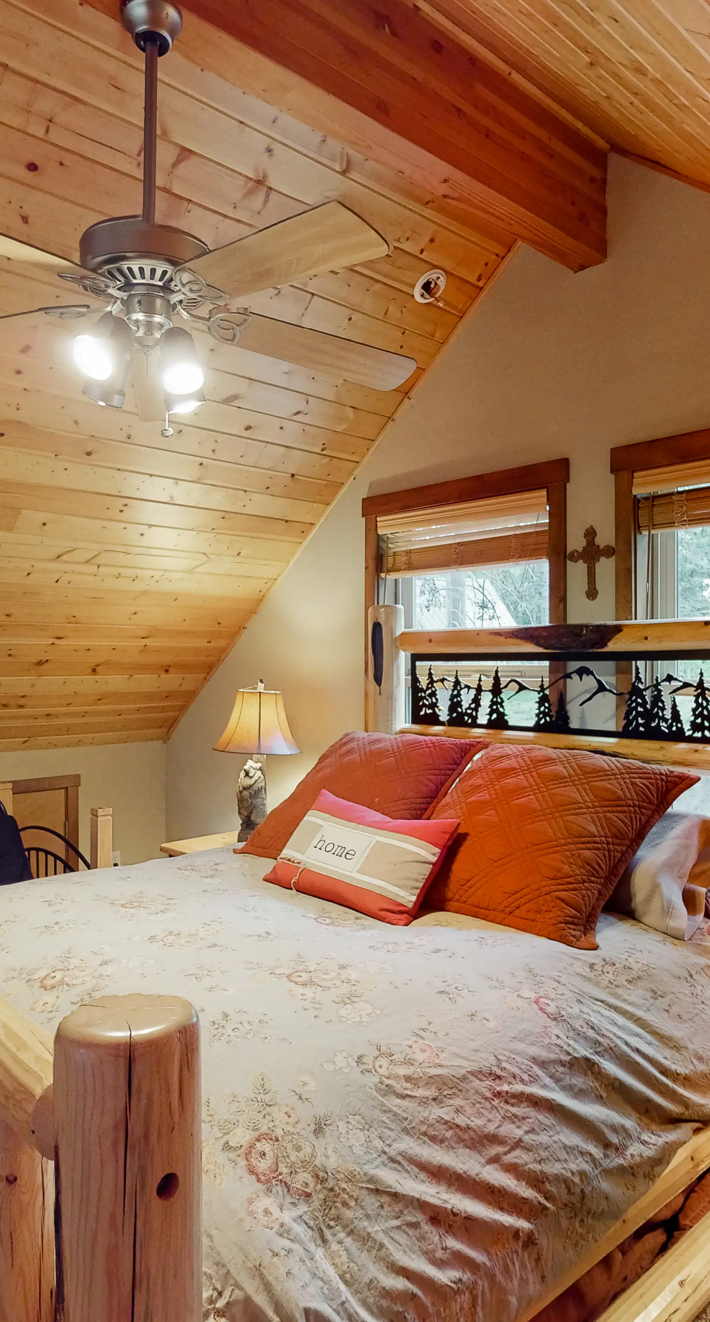 Pine-Loch Sun Retreat