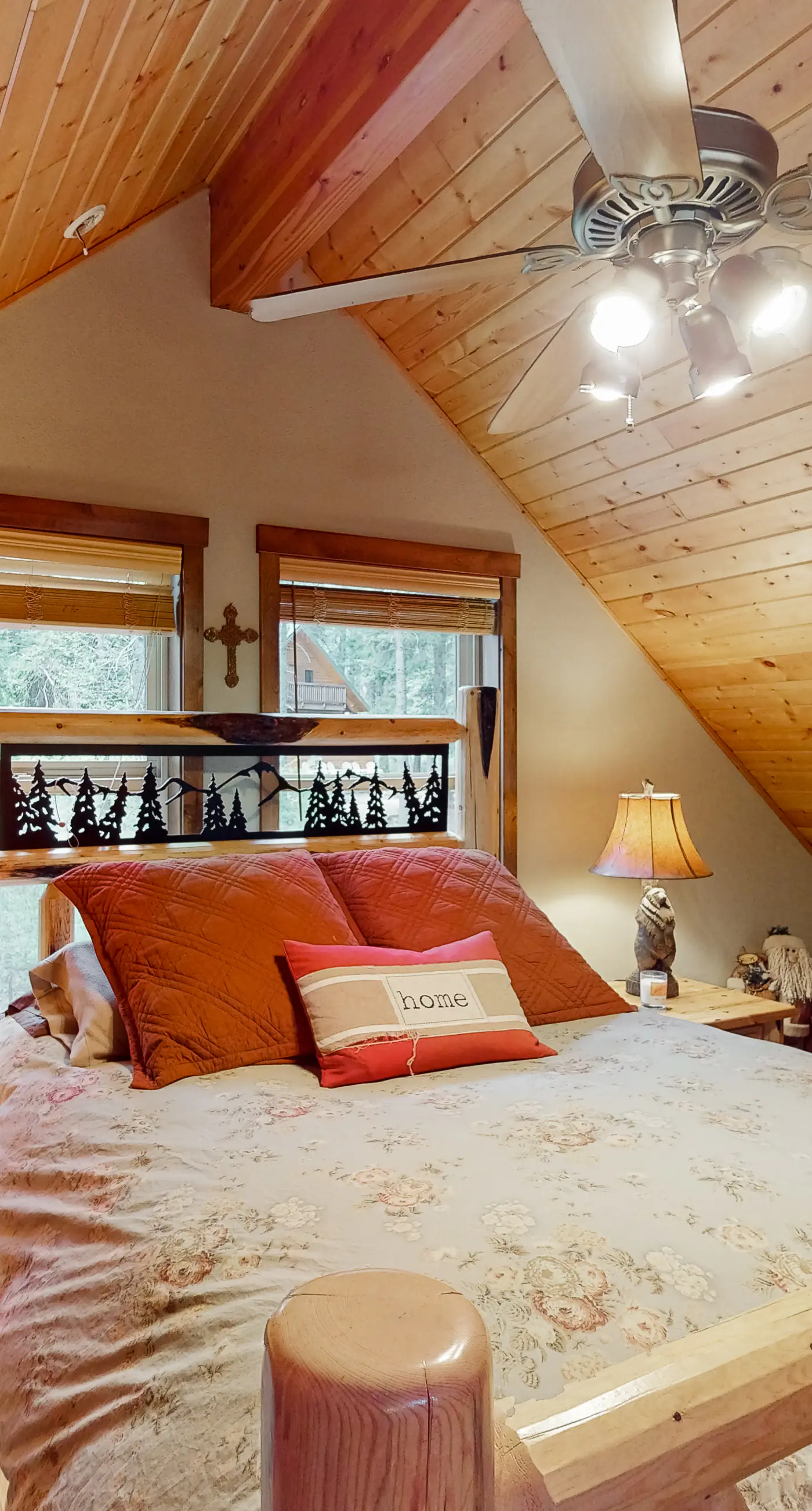 Pine-Loch Sun Retreat