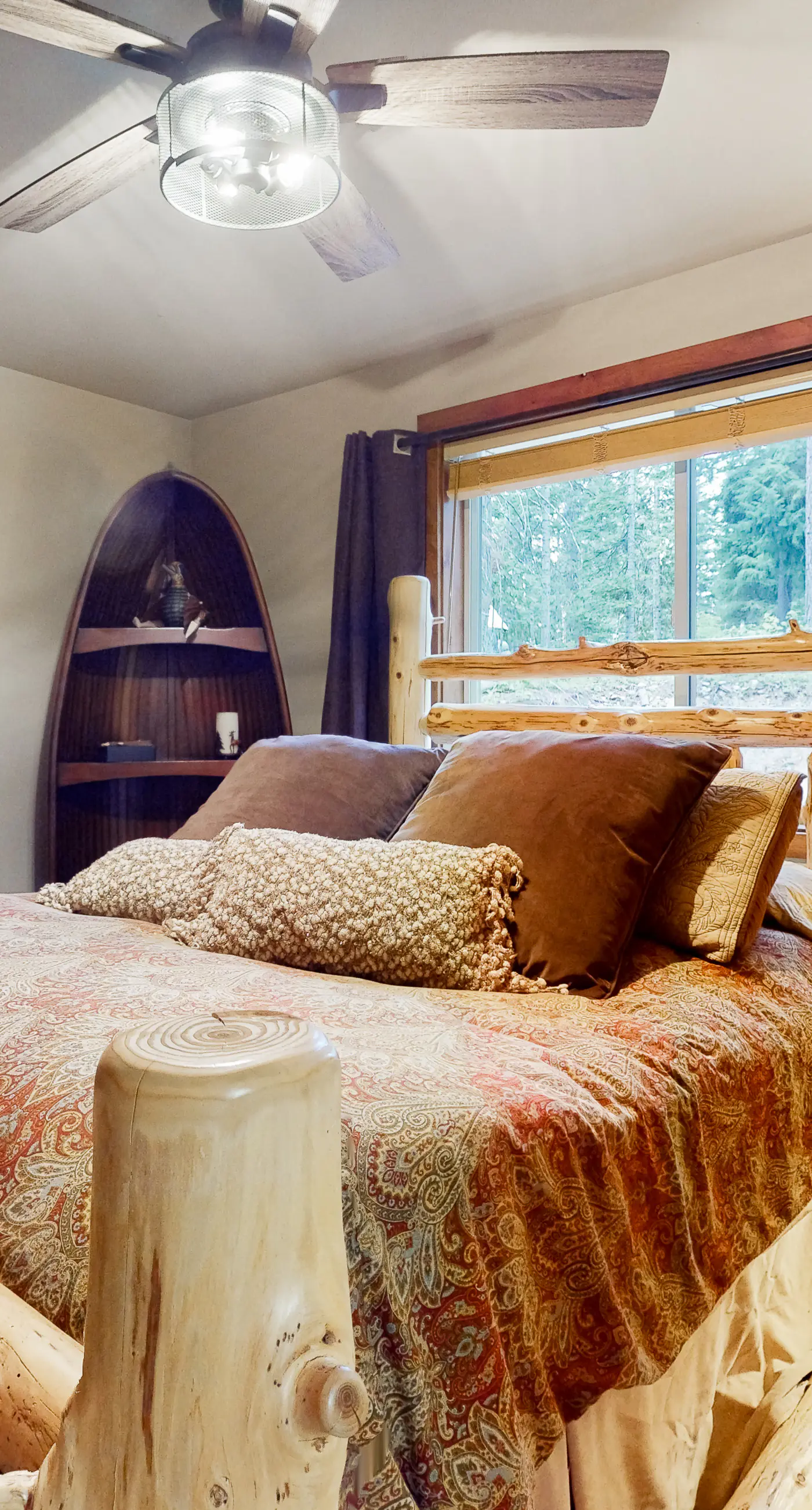 Pine-Loch Sun Retreat