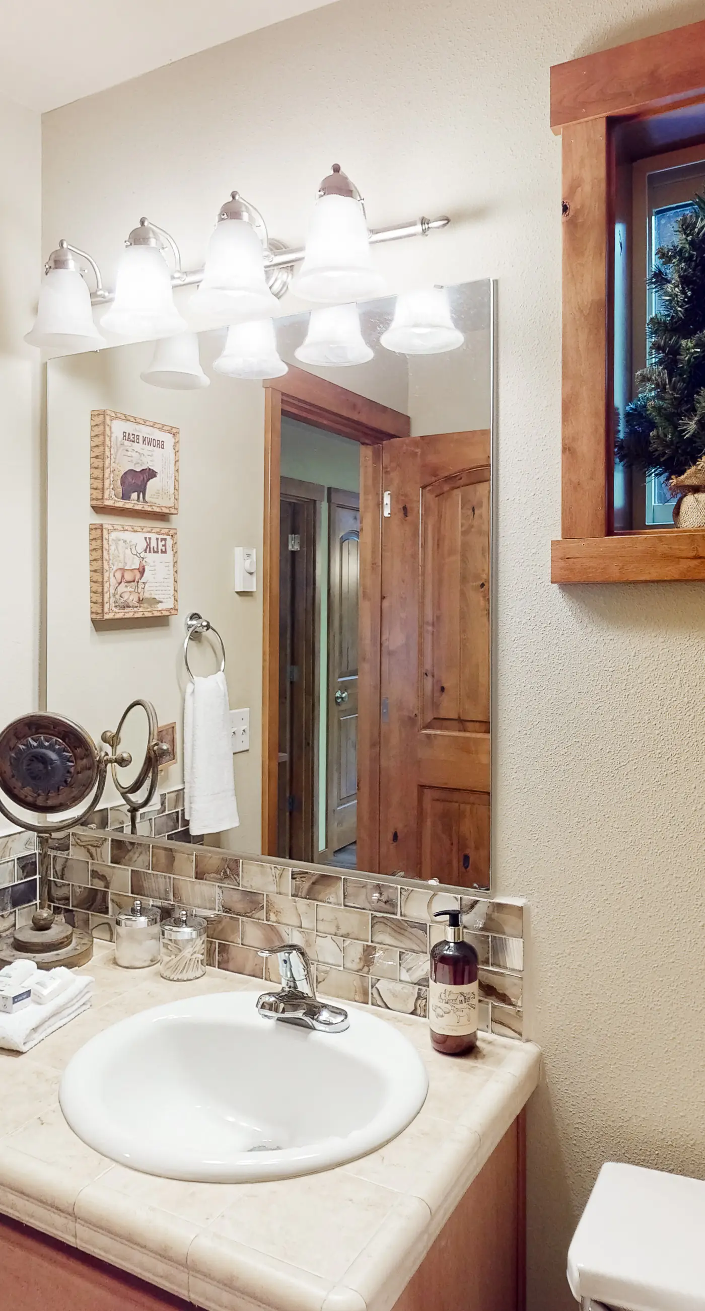 Pine-Loch Sun Retreat