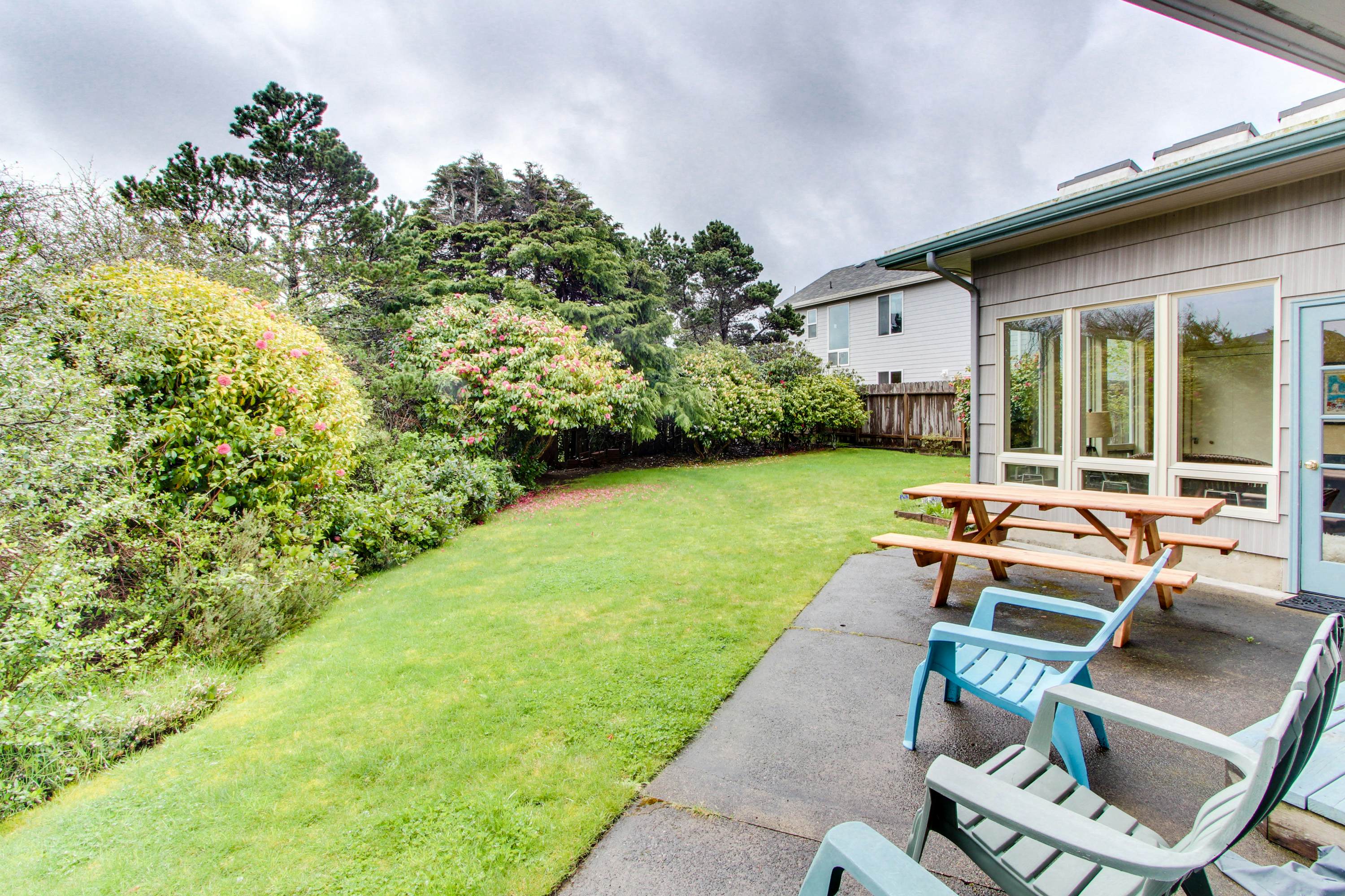 Jumping Scallops 3 BD Newport, OR Vacation Rental Vacasa