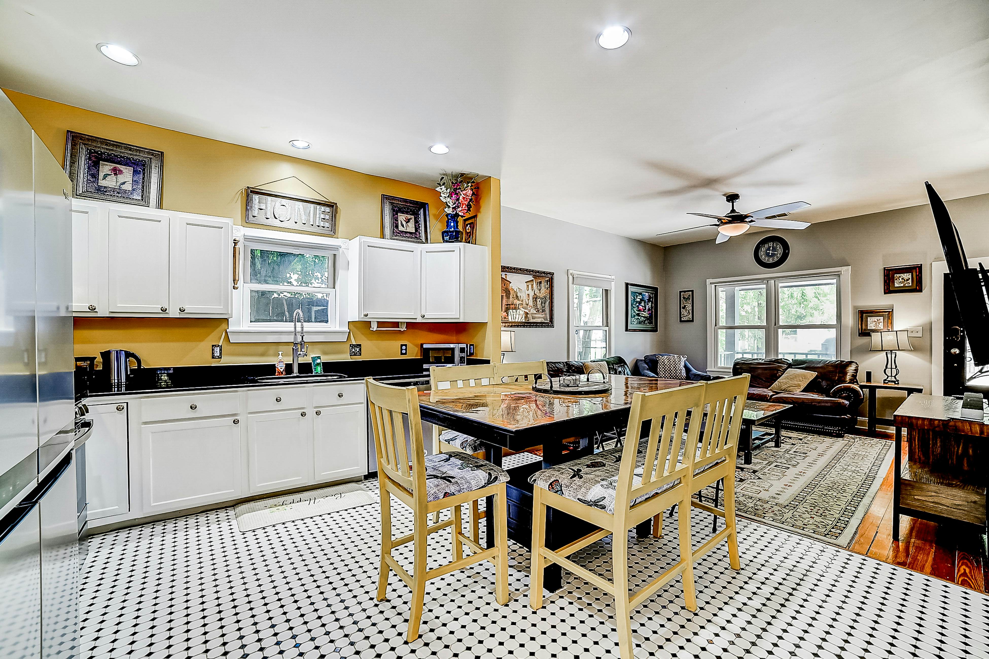 Hideaway off St Marys