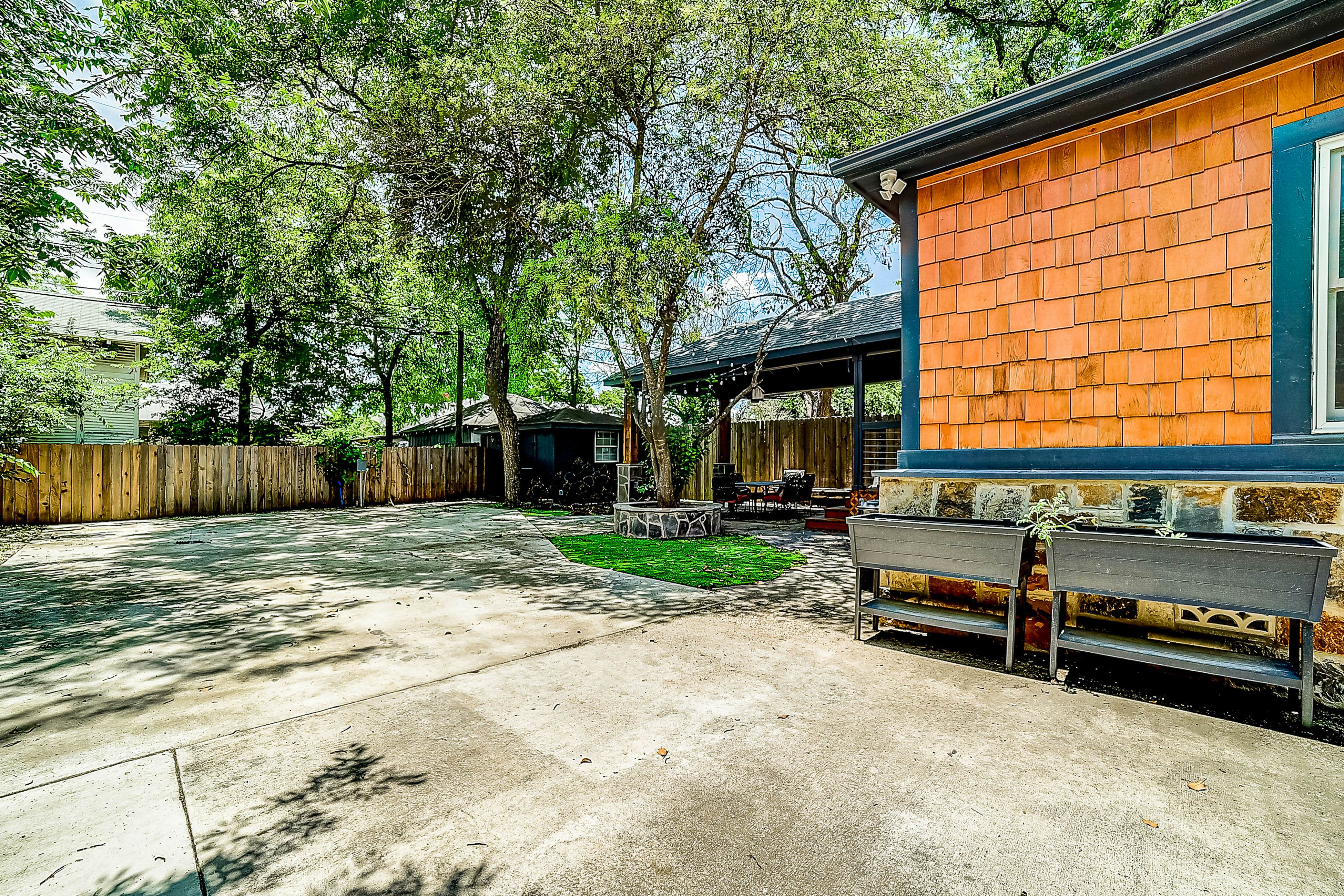 Hideaway off St Marys