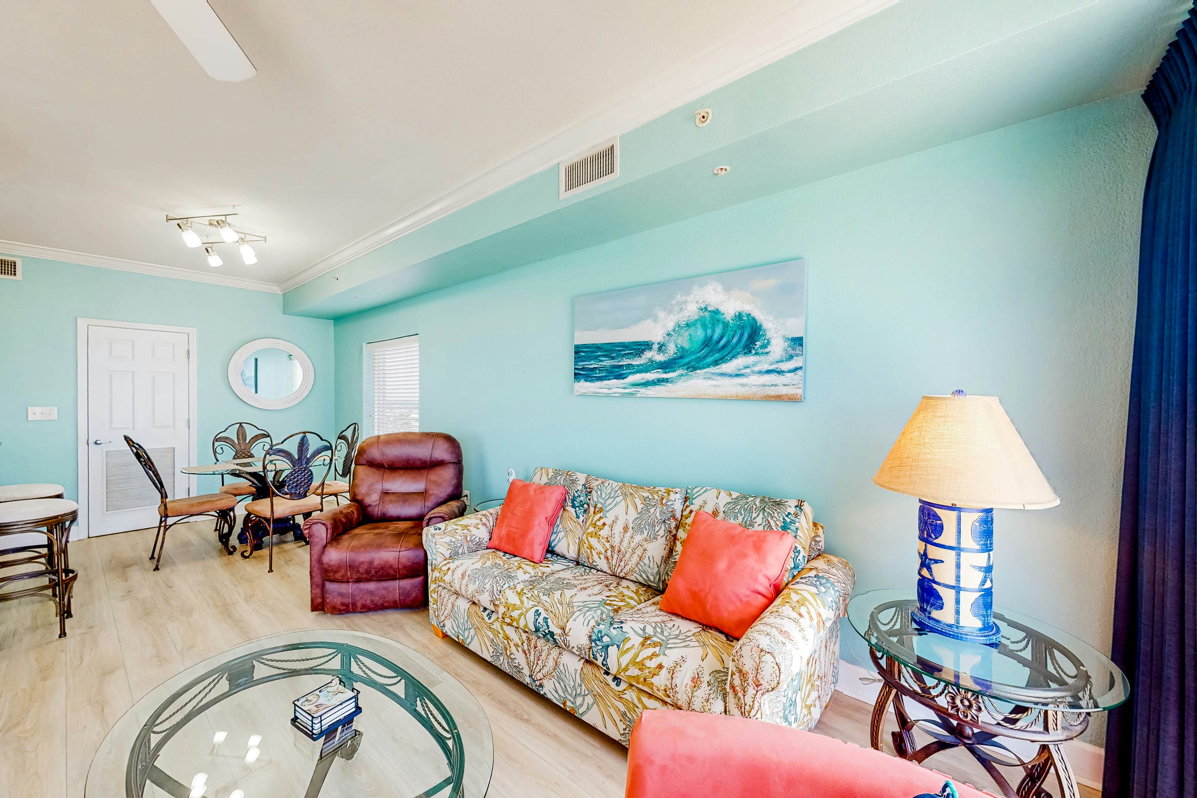 Tidewater Beach Resort 1618