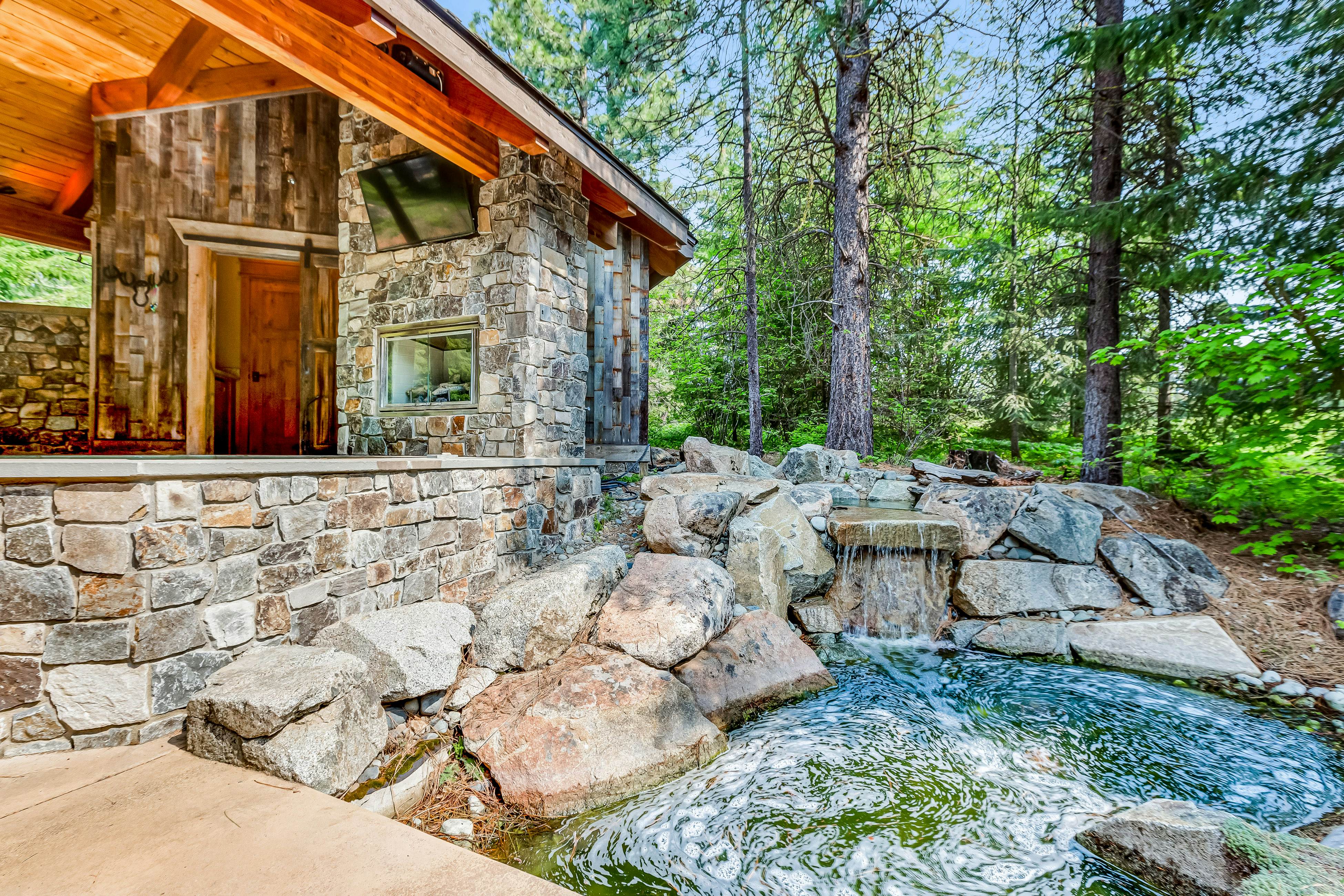 Pinegrass Getaway at Suncadia Resort