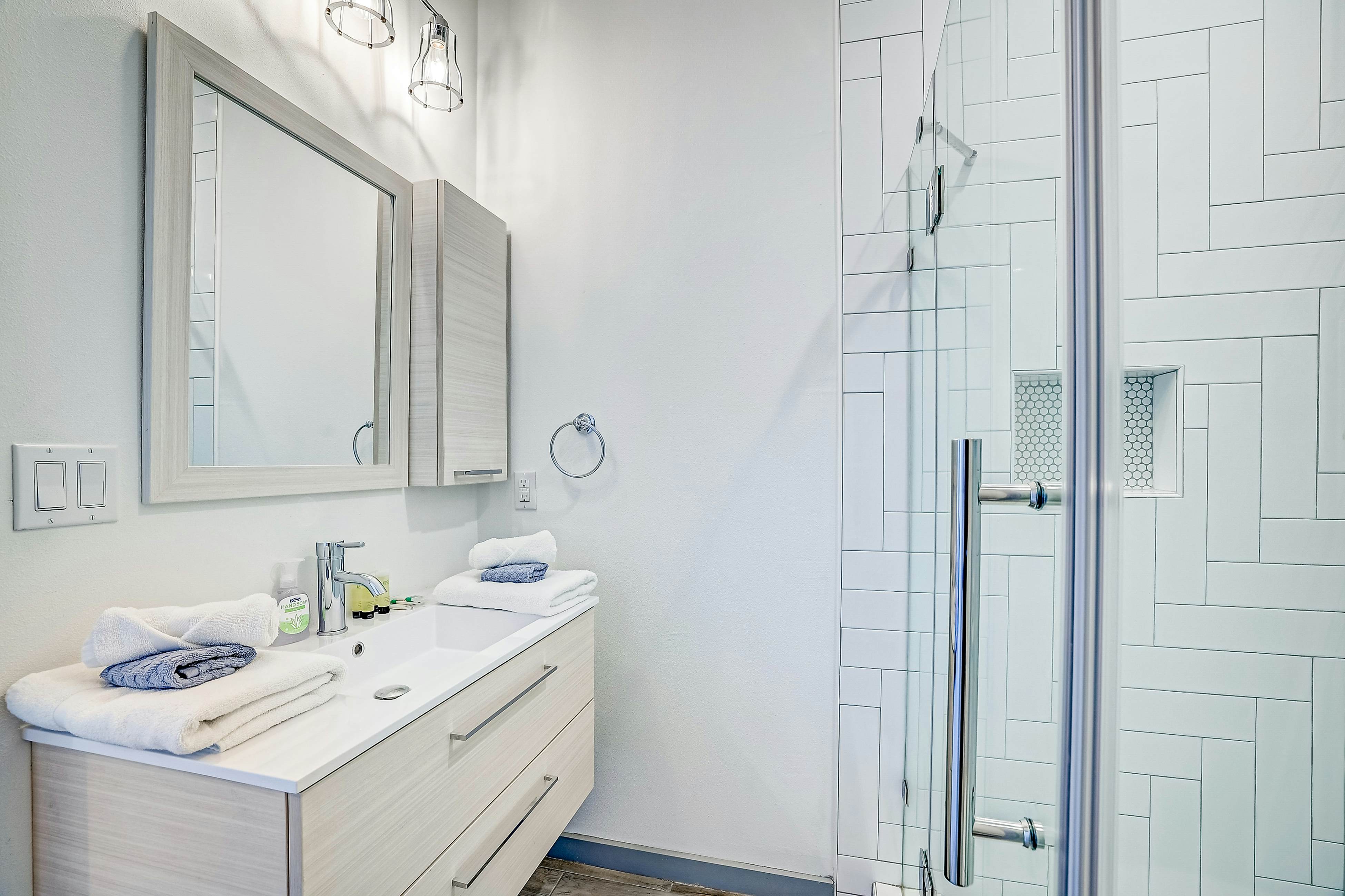 Serene Austin Stunner