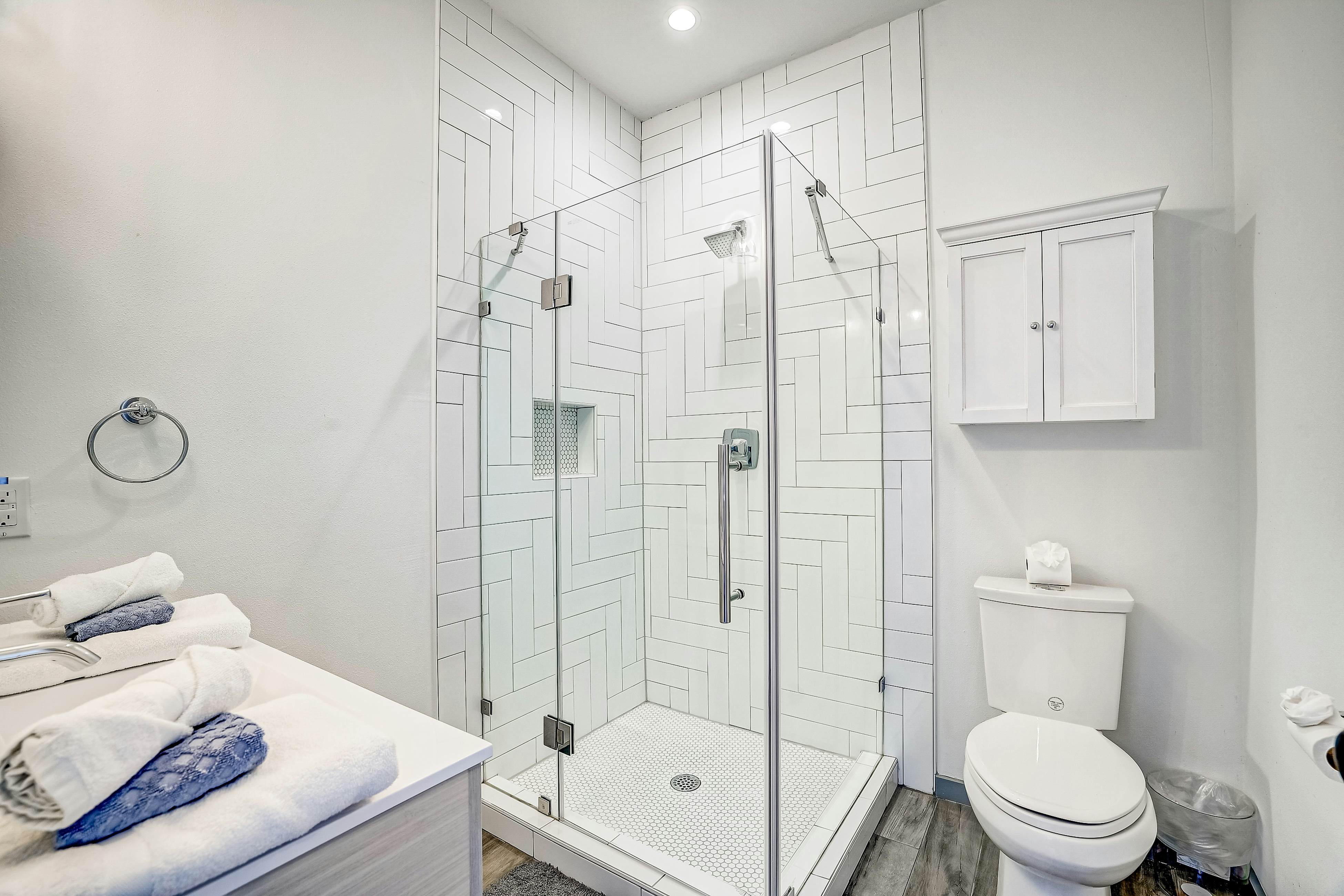 Serene Austin Stunner