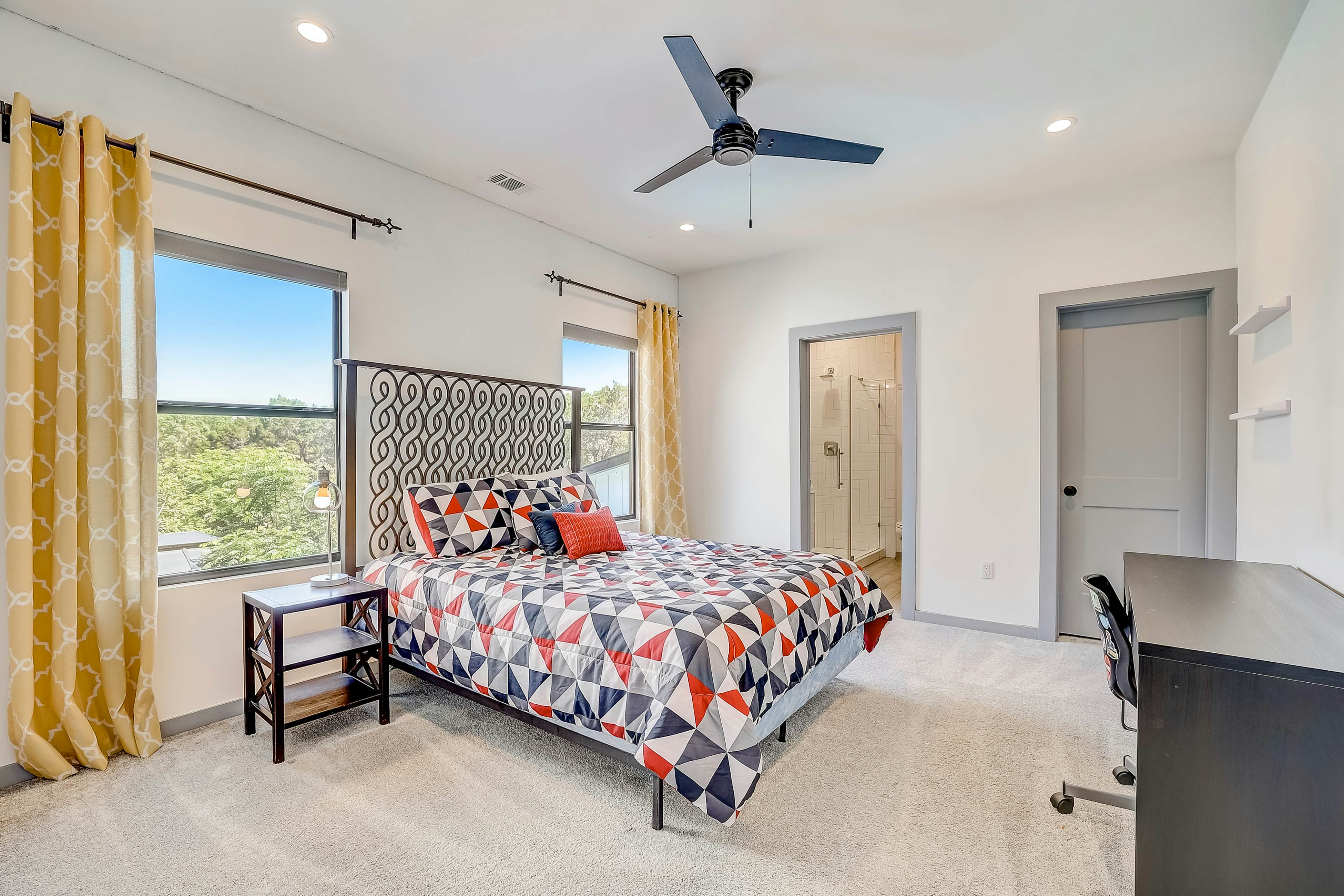 Serene Austin Stunner