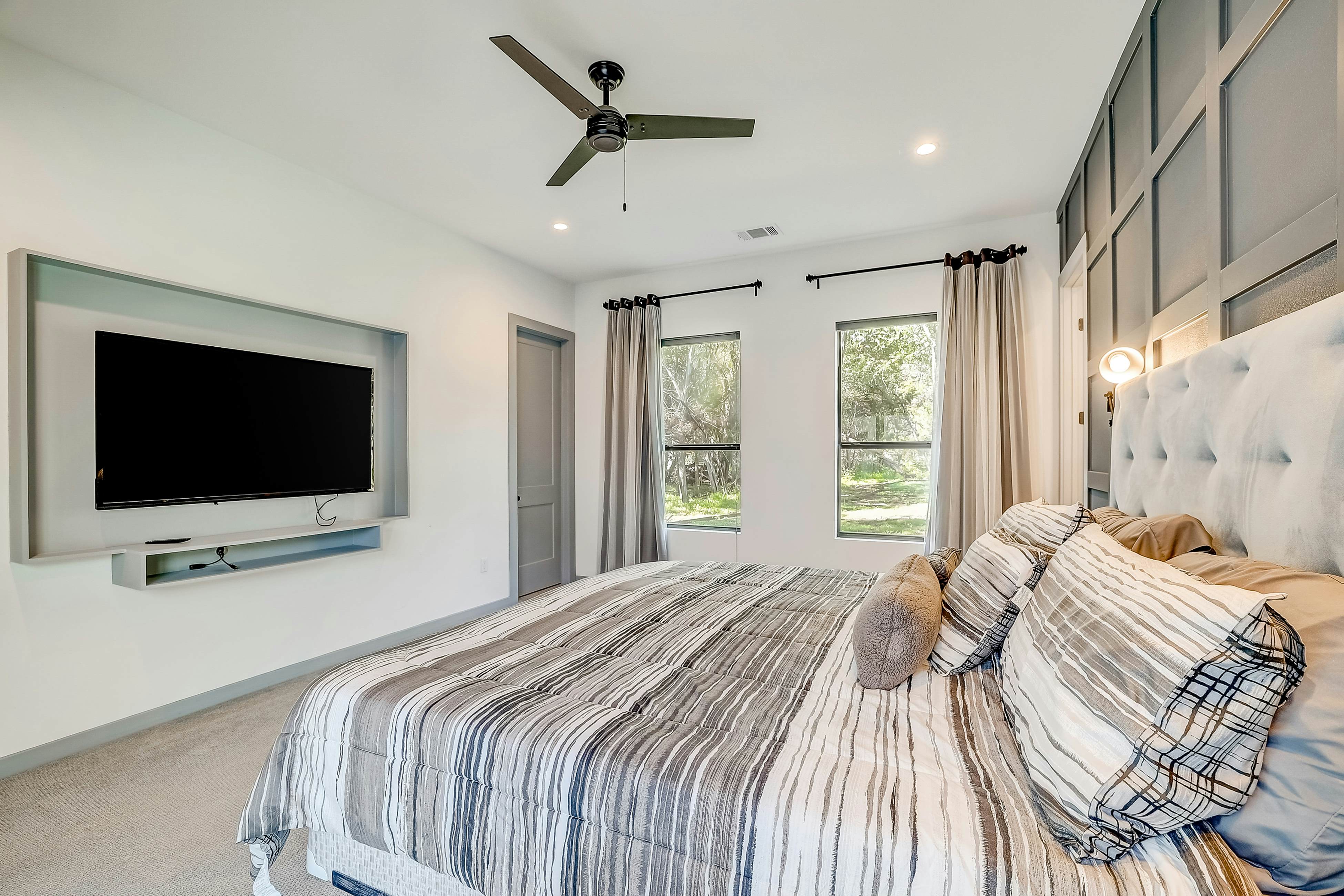 Serene Austin Stunner