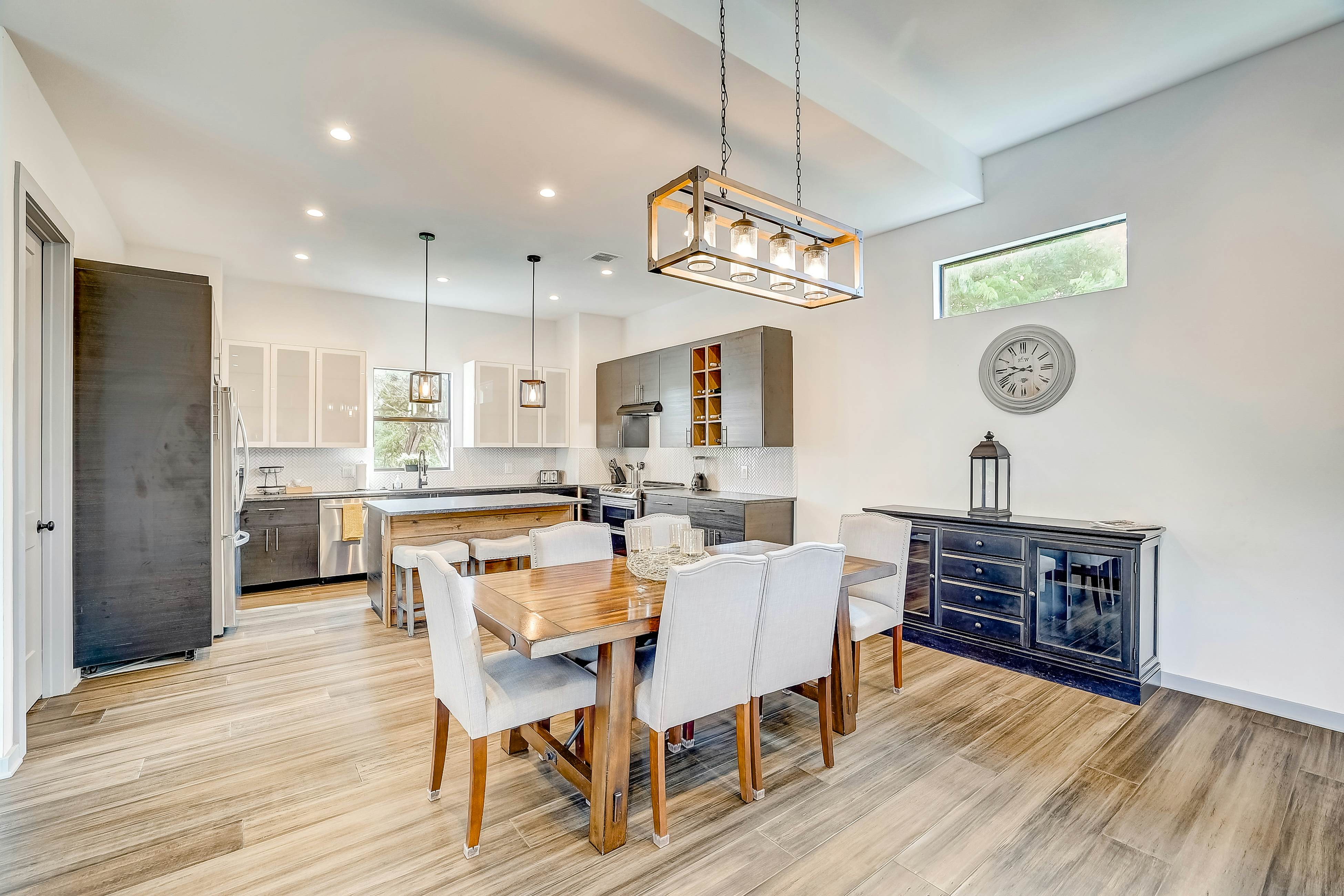 Serene Austin Stunner