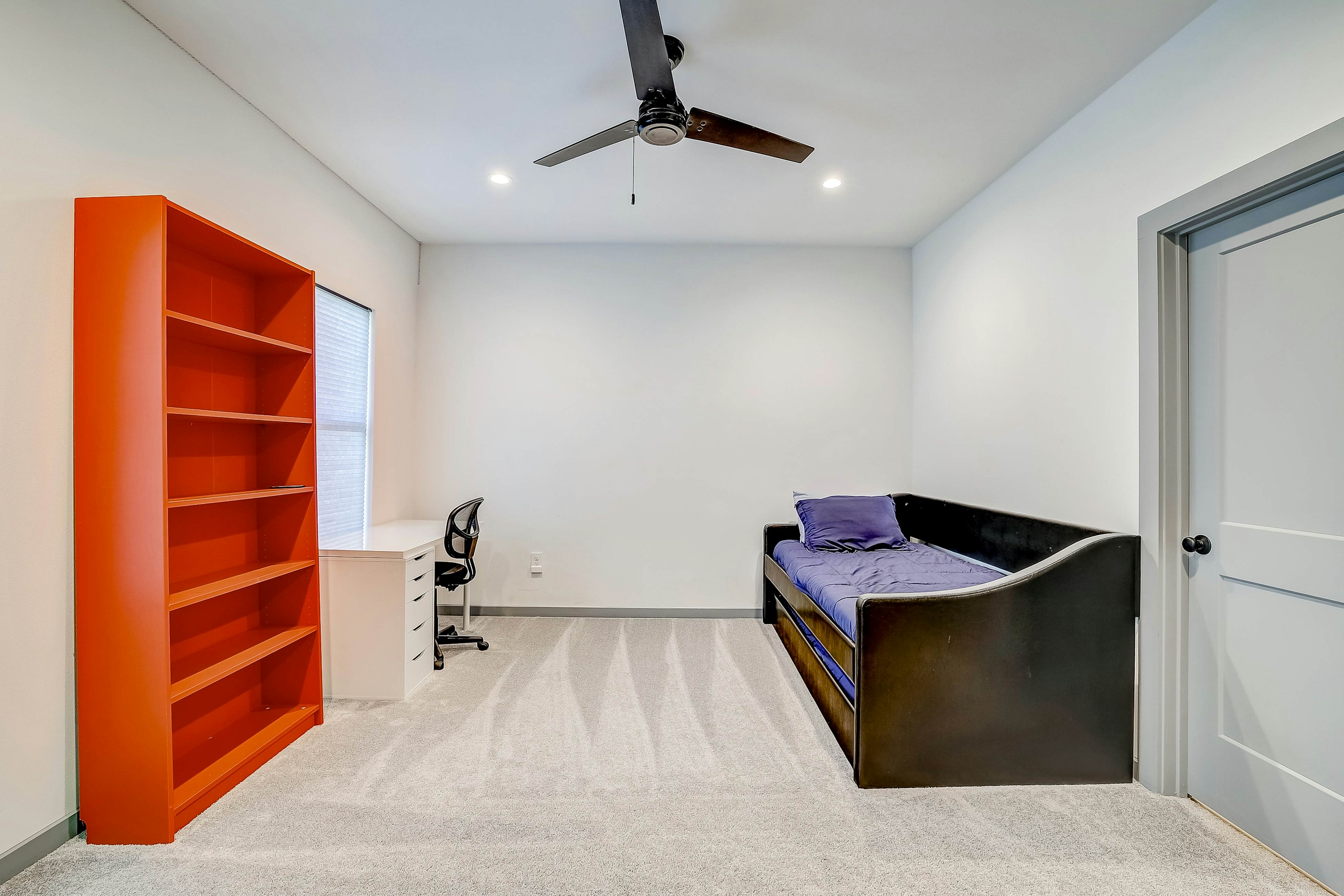 Serene Austin Stunner