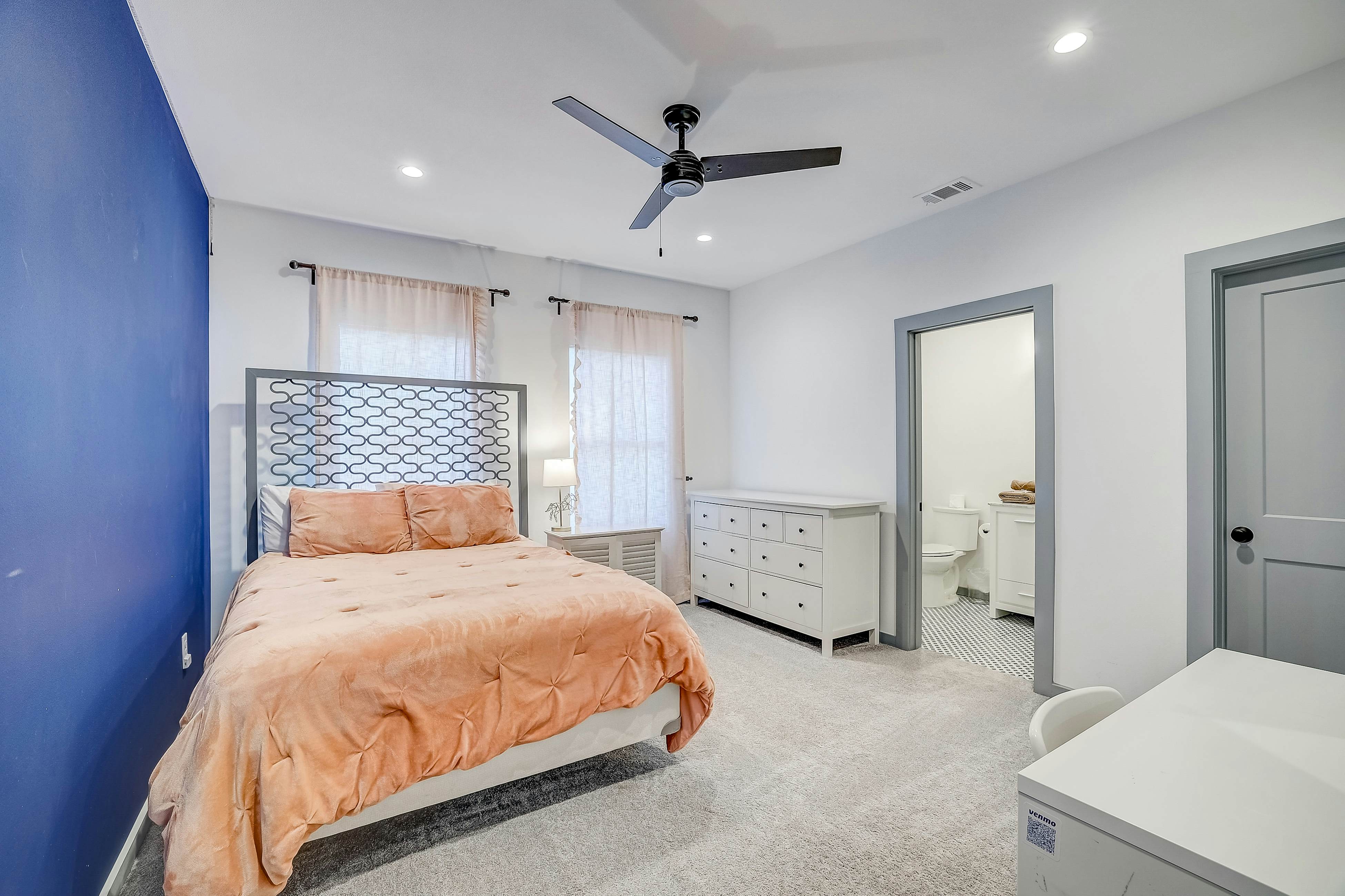 Serene Austin Stunner