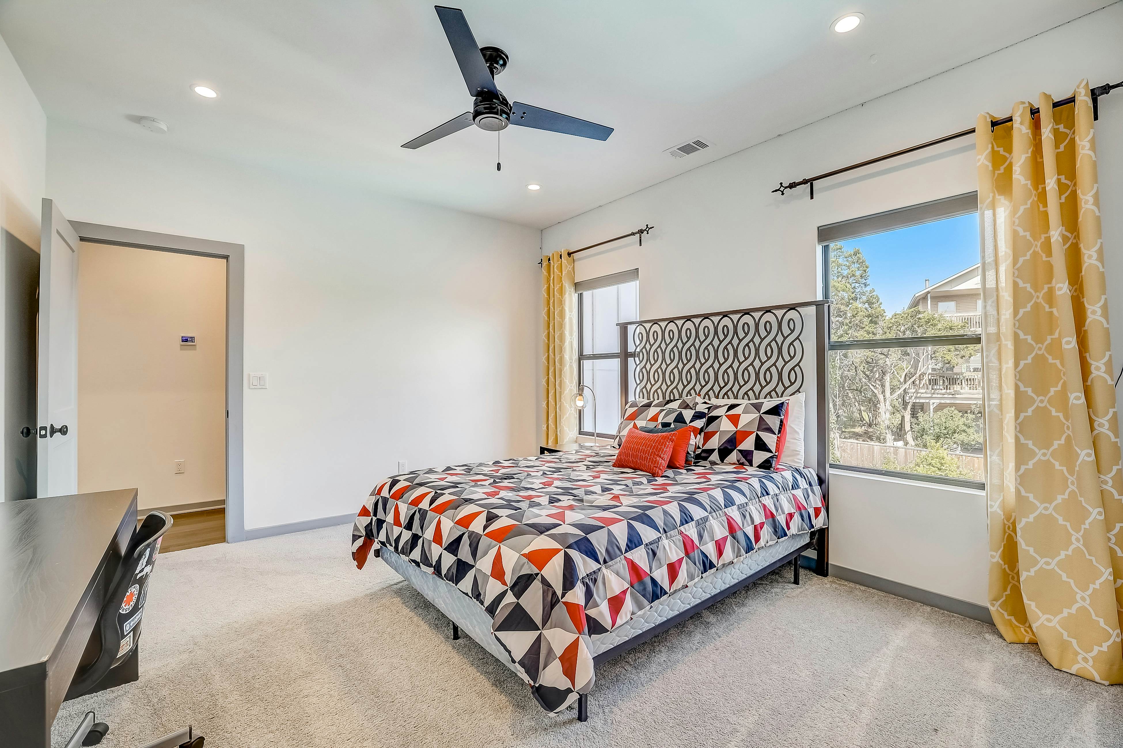 Serene Austin Stunner