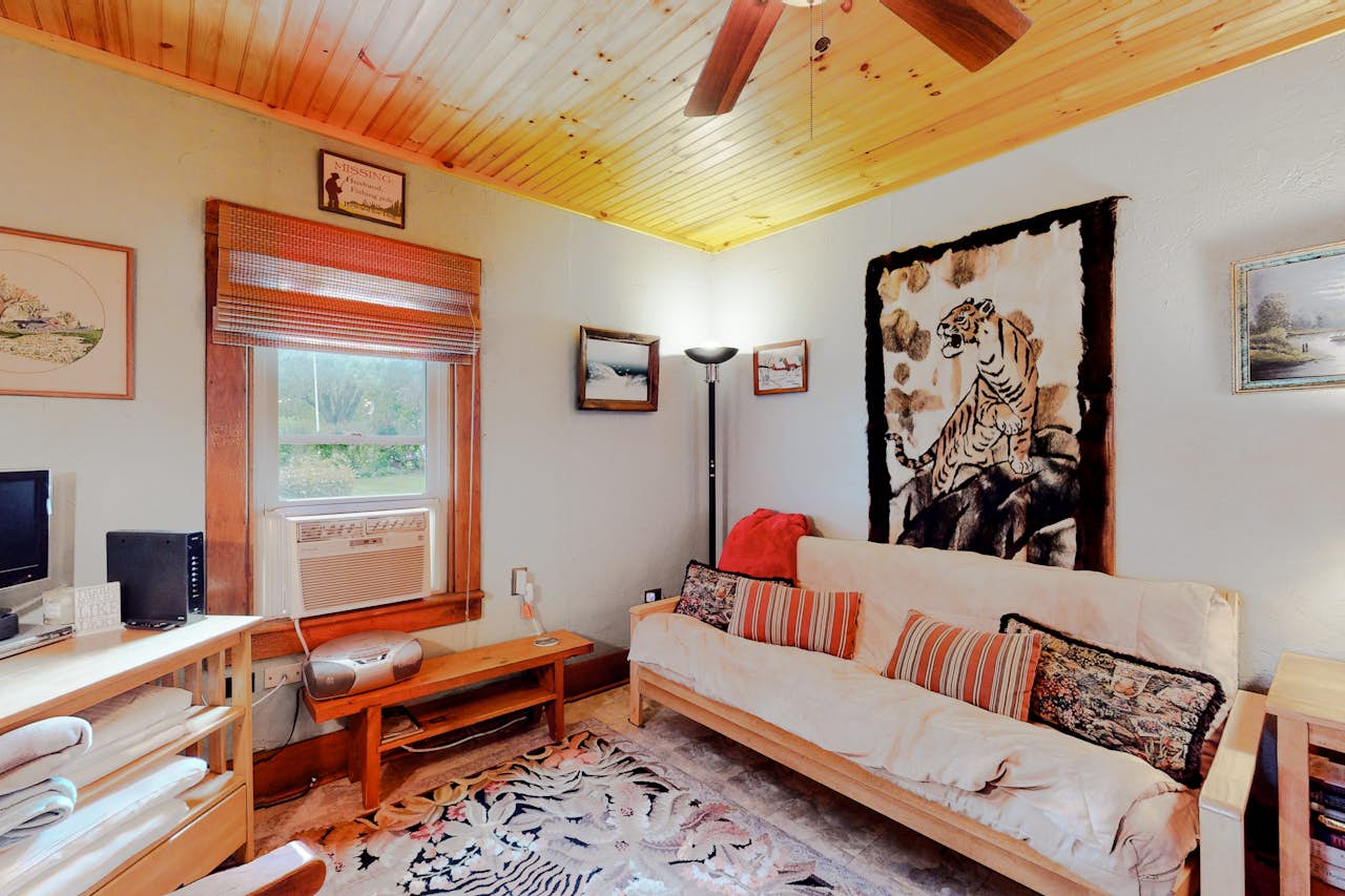 Hazen's Hideaway 2 BD North Hero, VT Vacation Rental Vacasa
