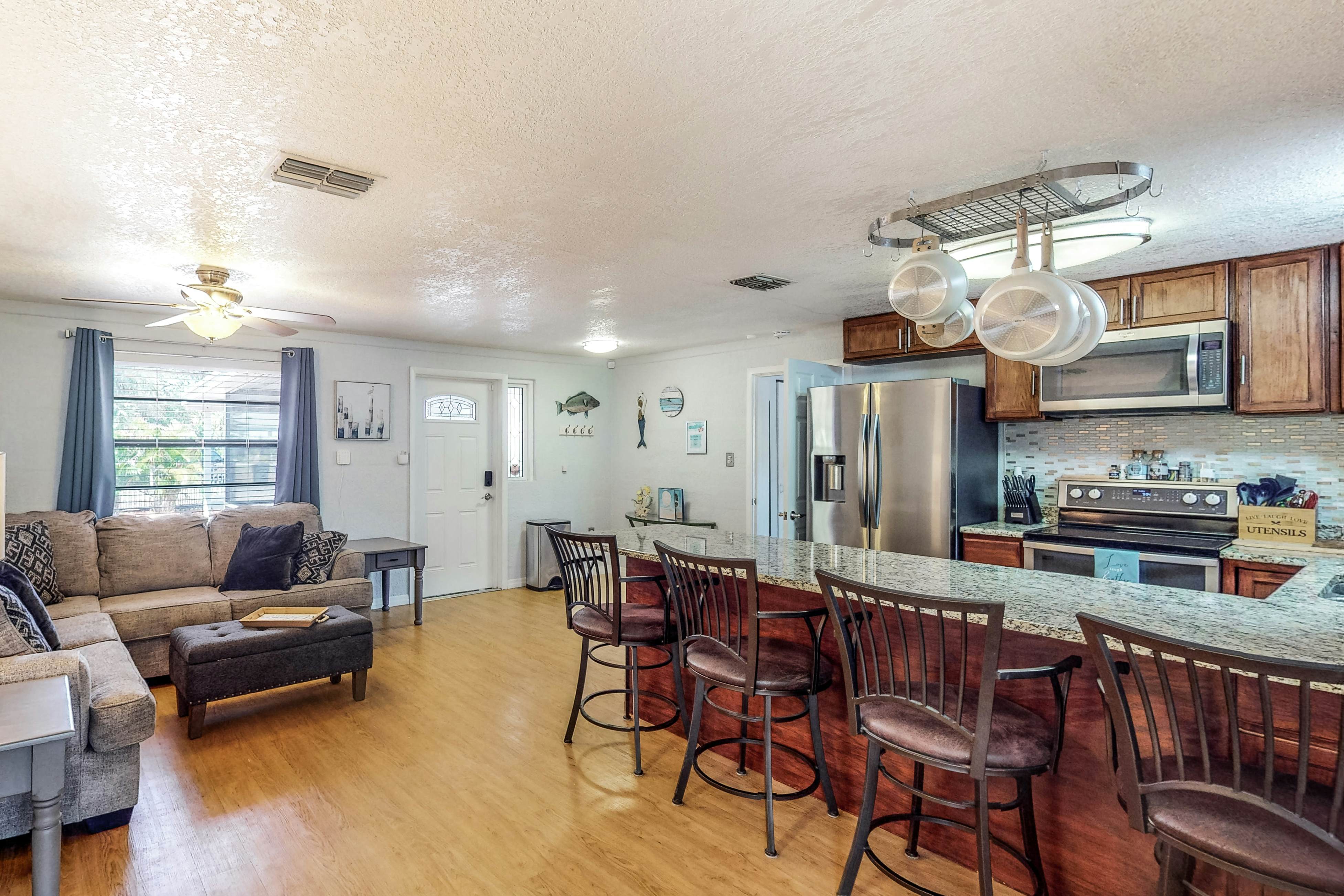 Ruskin Cove 2 BD Ruskin, FL Vacation Rental Vacasa