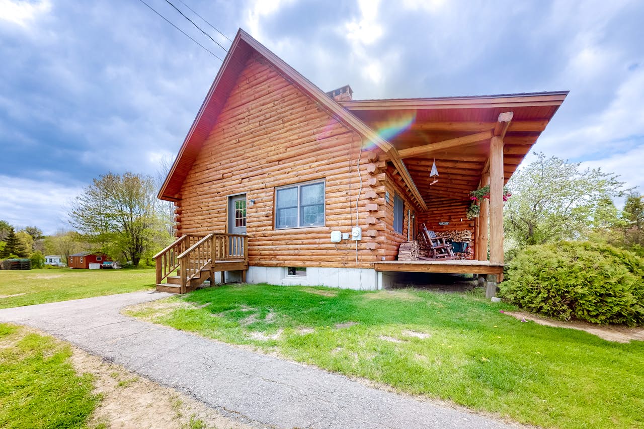 The Friendship Cabin 5 BD Friendship, ME Vacation Rental Vacasa
