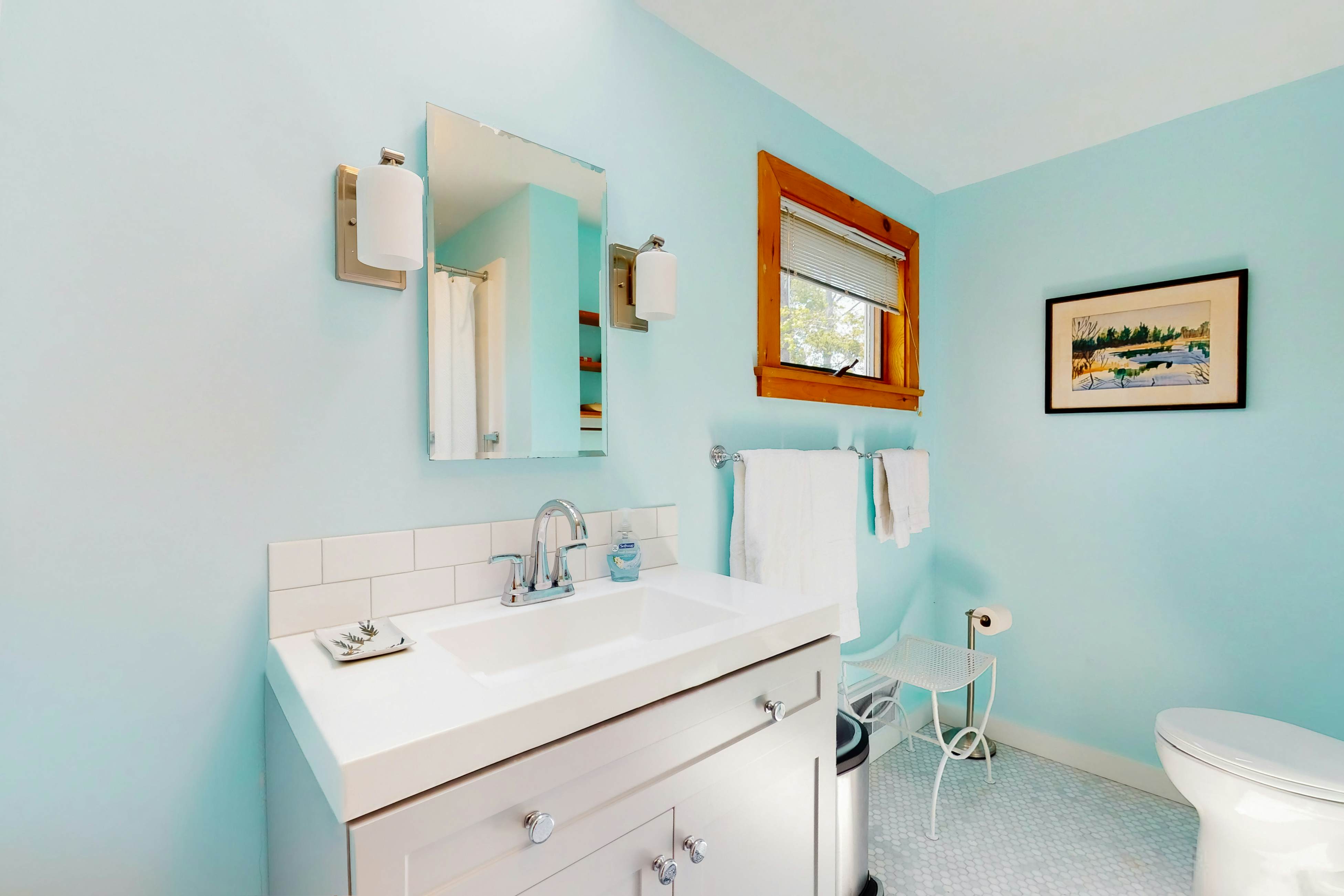 The Birdhouse of Maine