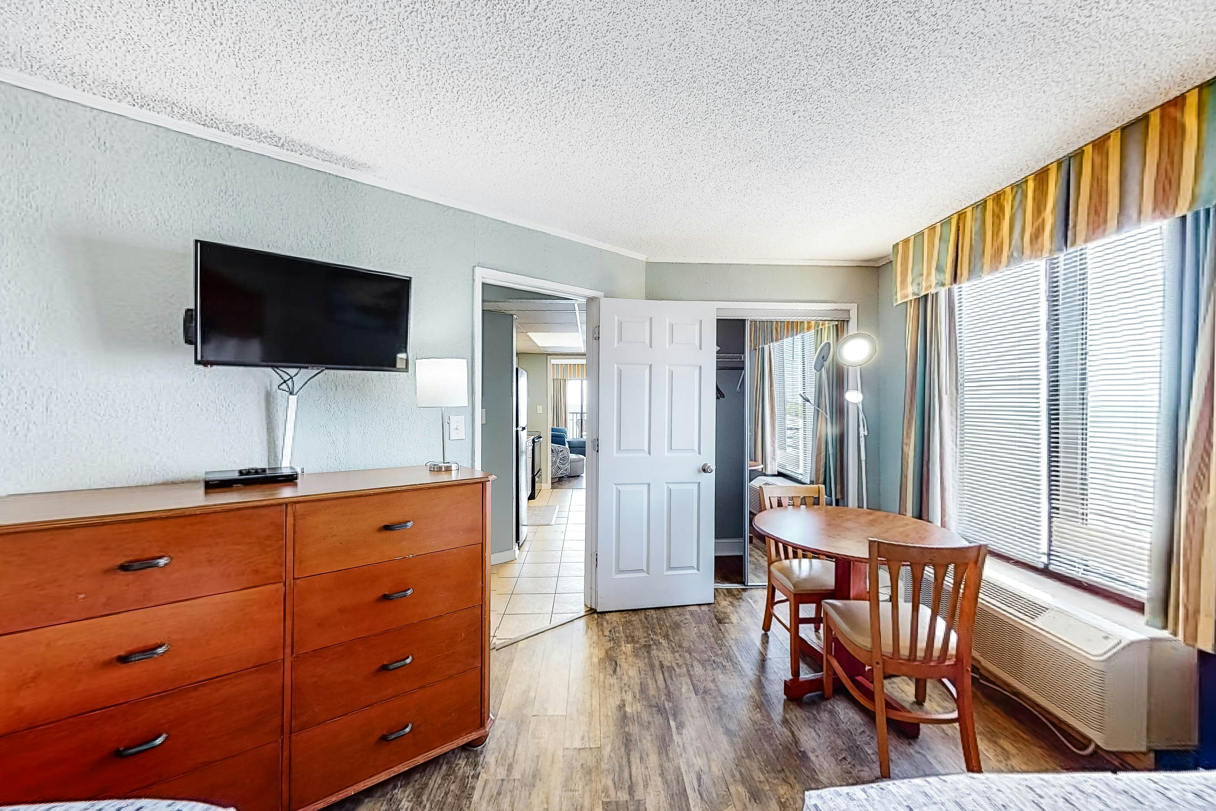 Ocean Park Resort 0822/0824 Combo