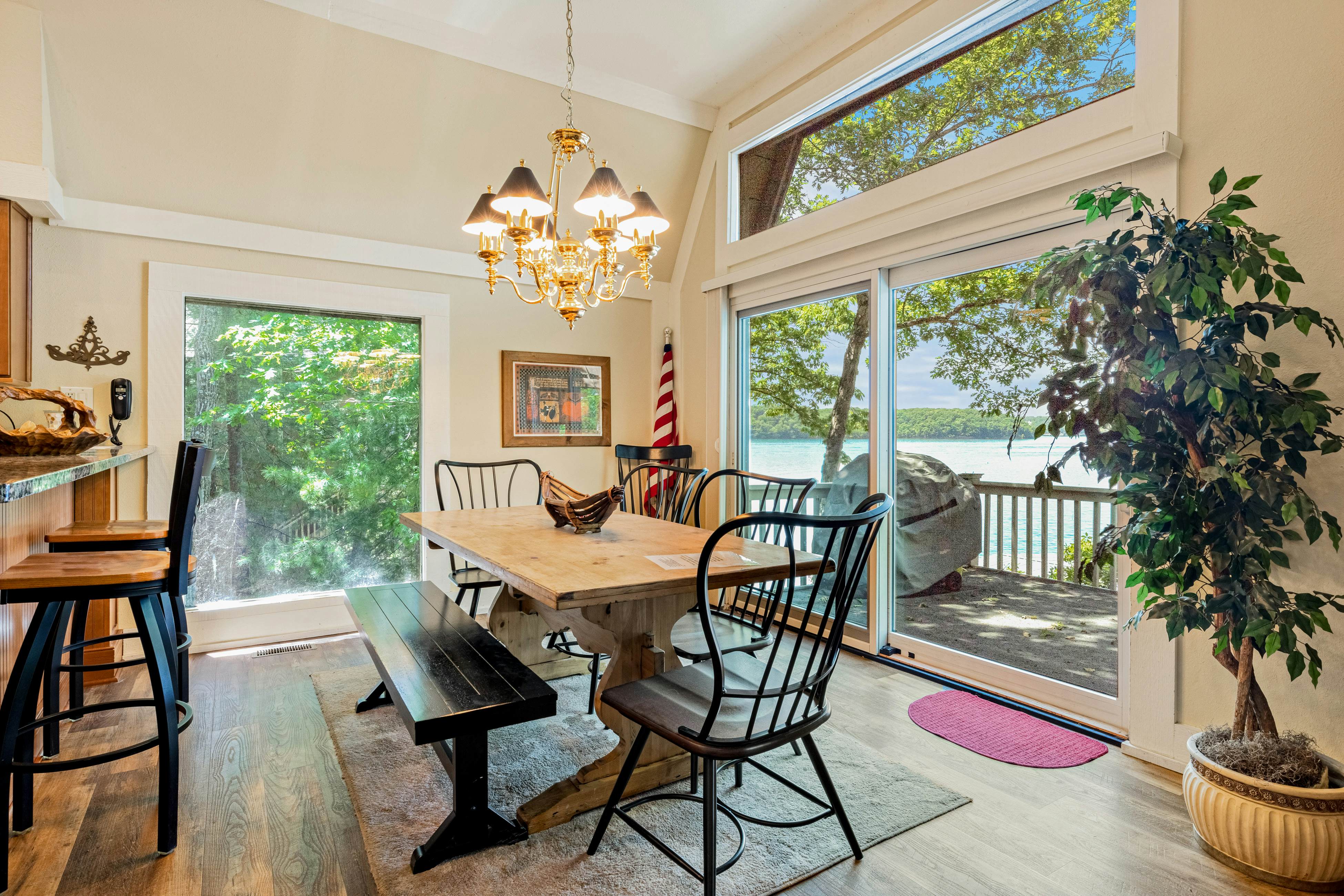 Grammy and Papas Lakeside Dugout