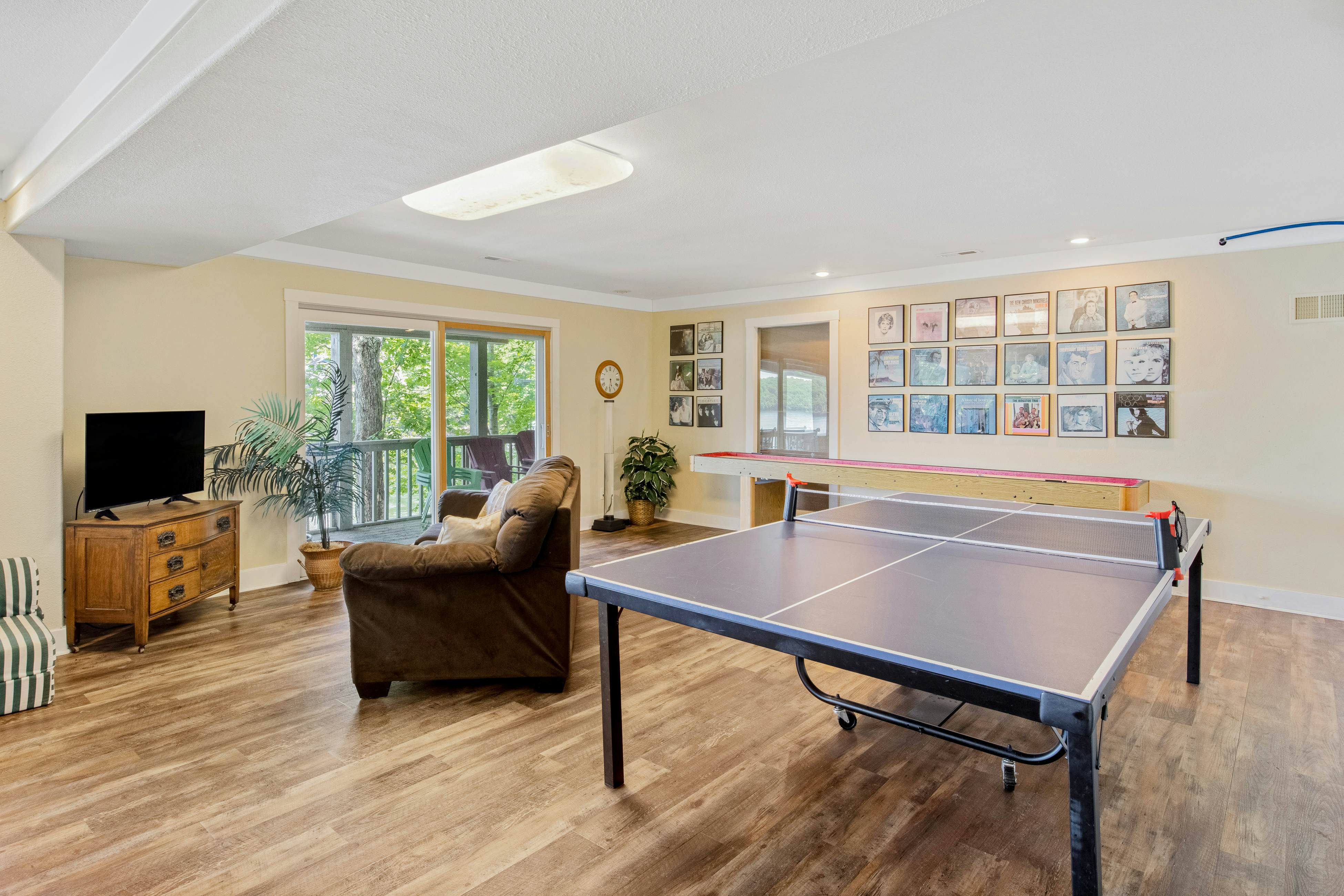 Grammy and Papas Lakeside Dugout