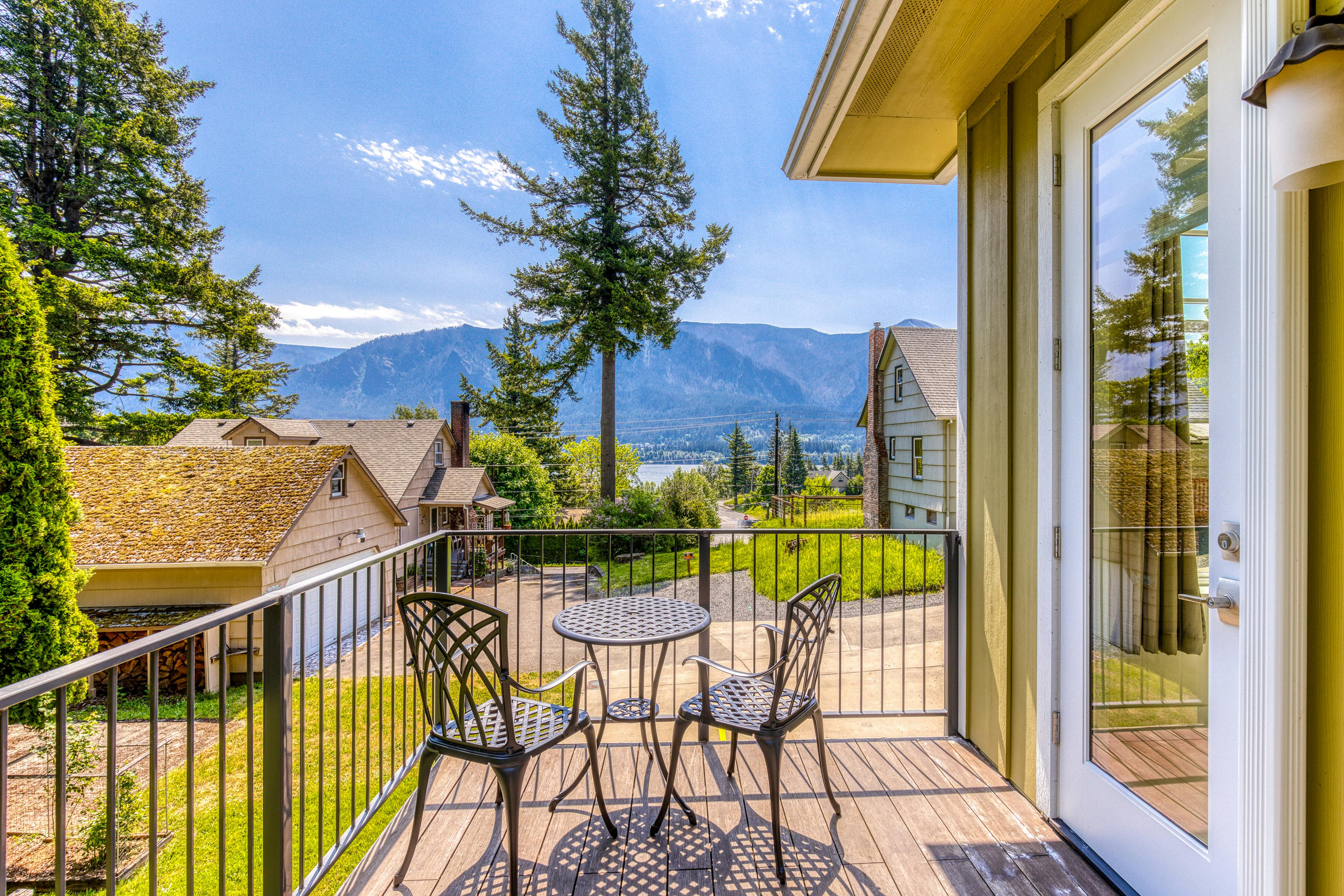 Stevenson, WA Vacation Rentals, Cabin Rentals Vacasa