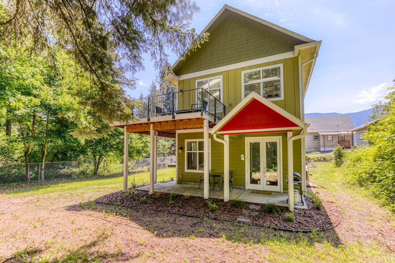 Owl Creek Studio 0 BD Stevenson, WA Vacation Rental Vacasa