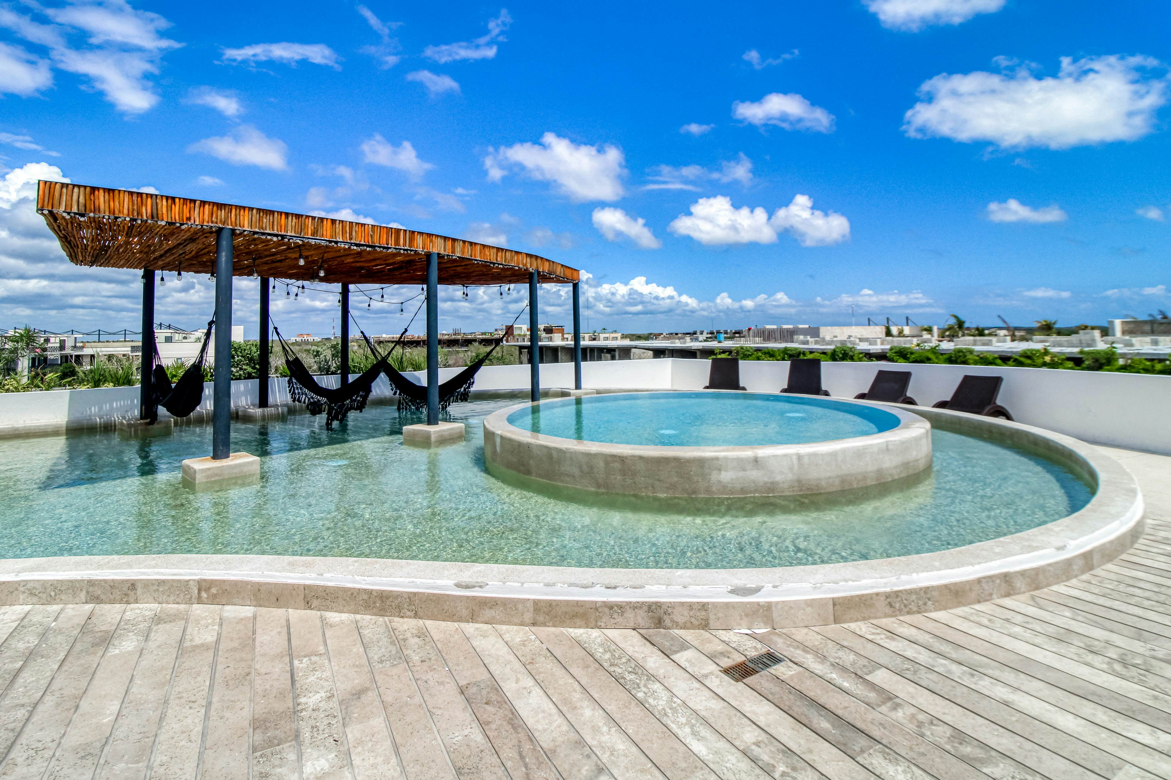 Anah Hunab 415 at Av Coba